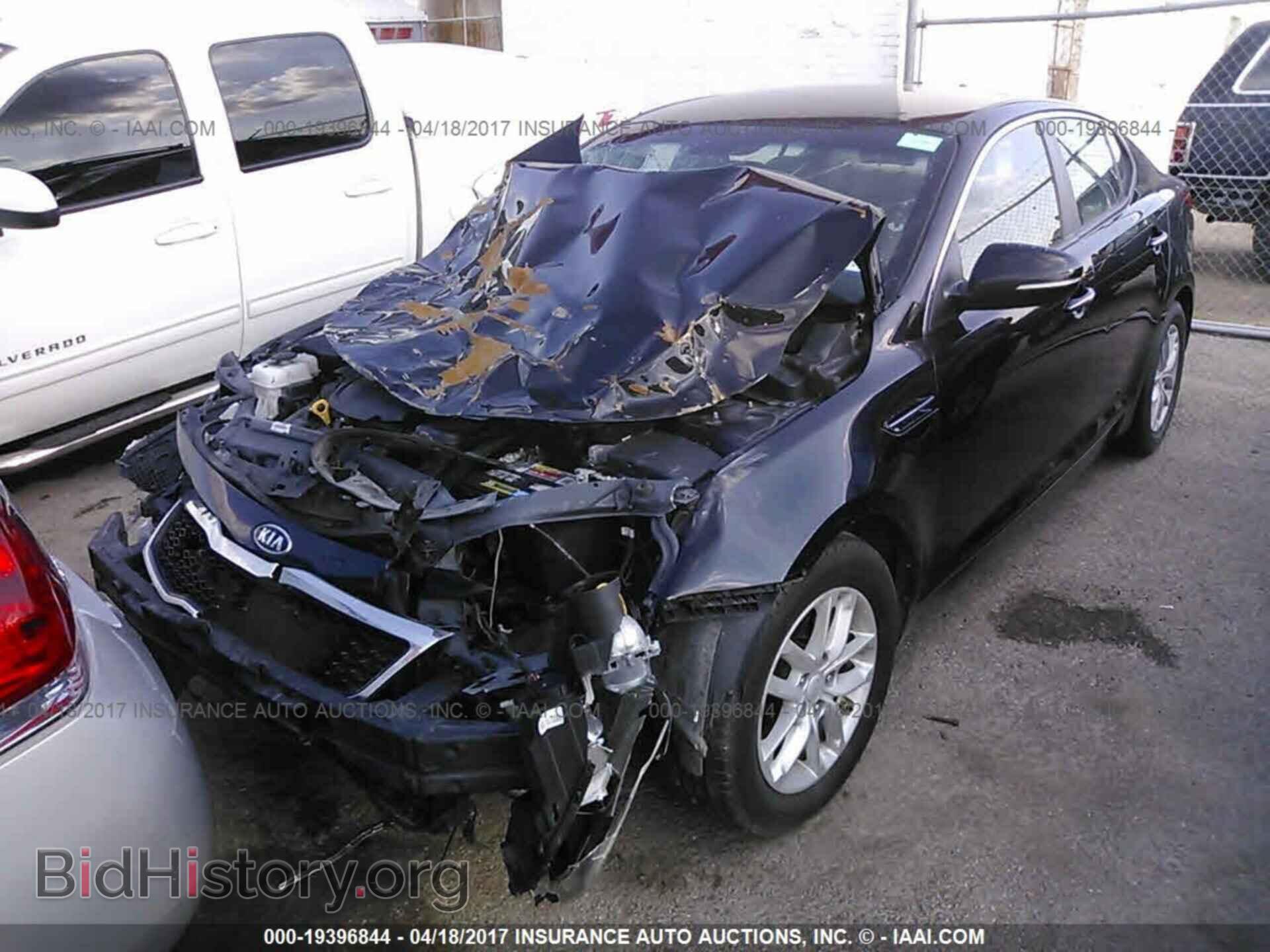 2012 Kia Optima - VIN: KNAGM4A73C5271600 - Photo 2