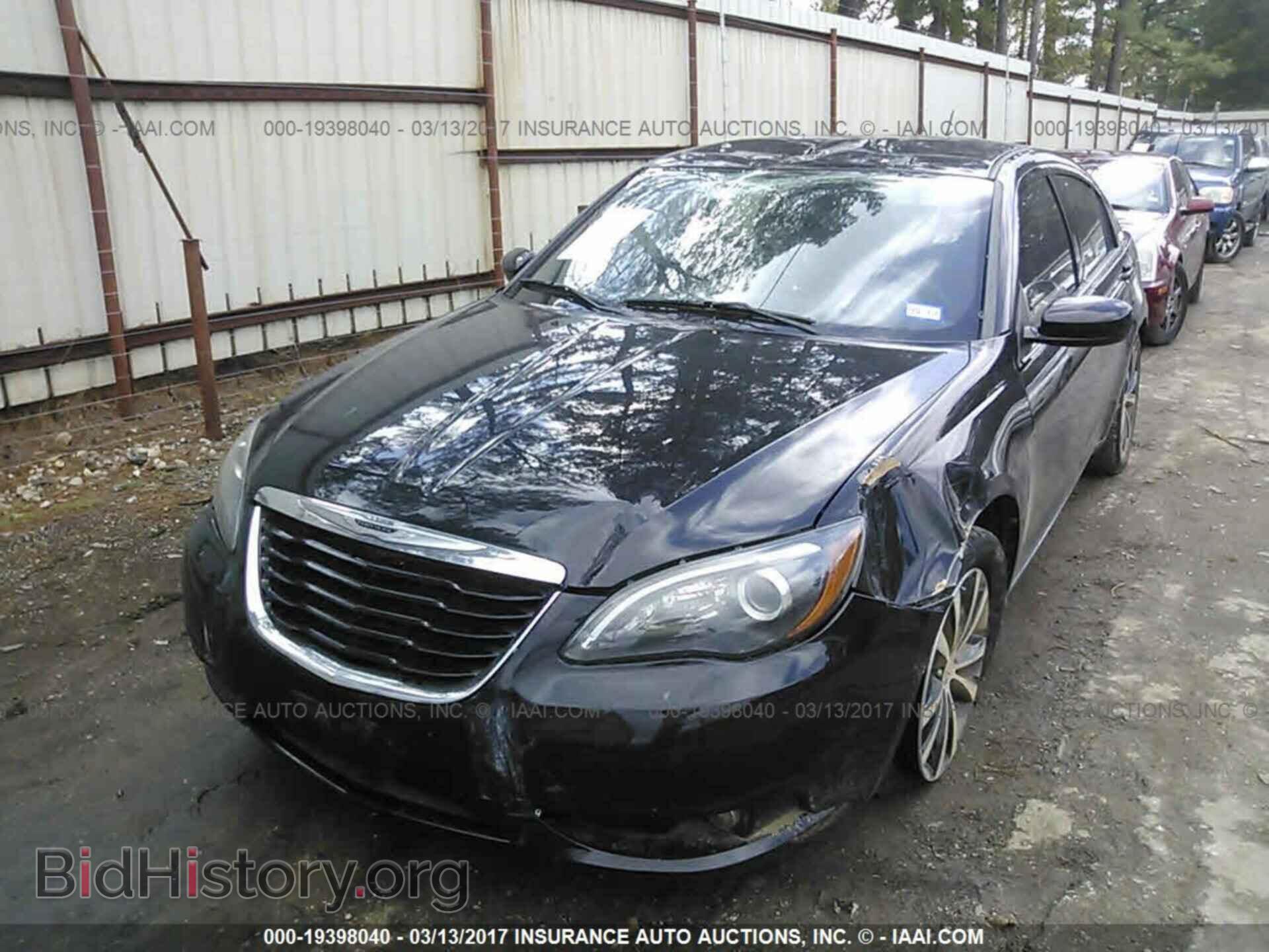 2013 Chrysler 200 - VIN: 1C3CCBBB6DN580625 - Photo 2
