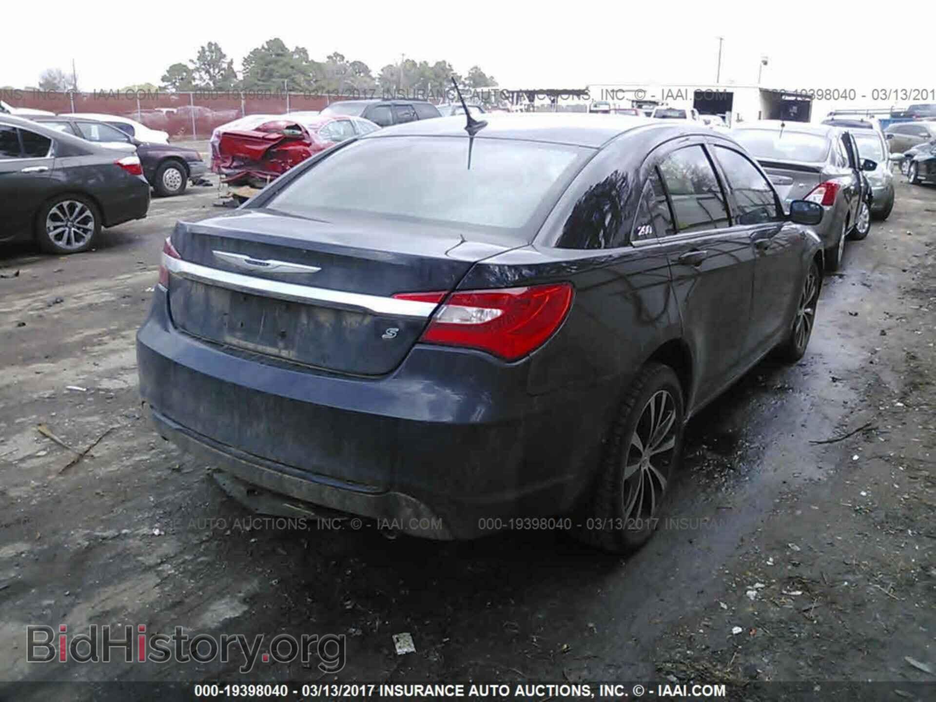 2013 Chrysler 200 - VIN: 1C3CCBBB6DN580625 - Photo 4