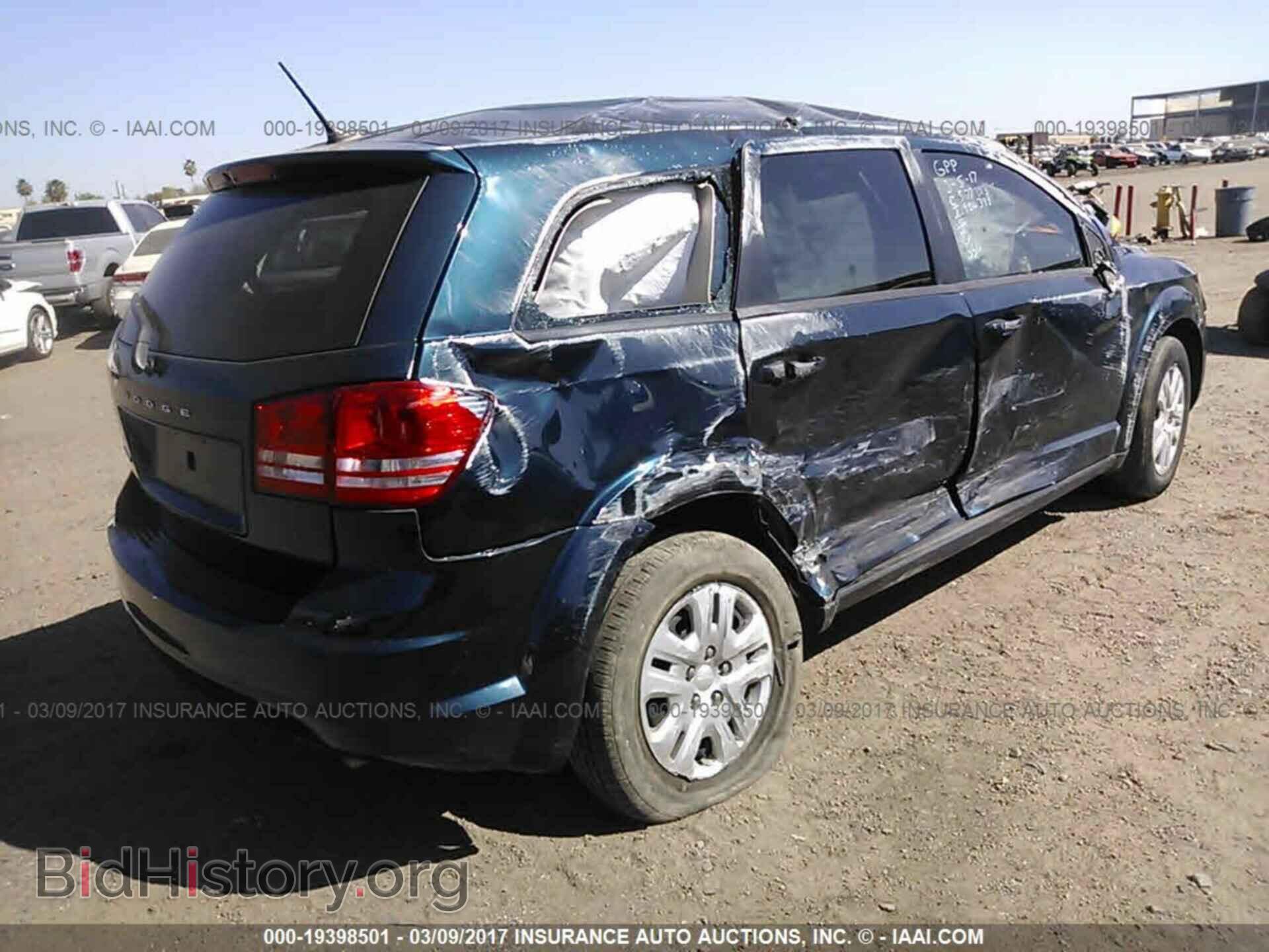 2015 Dodge Journey - VIN: 3C4PDCAB3FT583132 - Photo 4