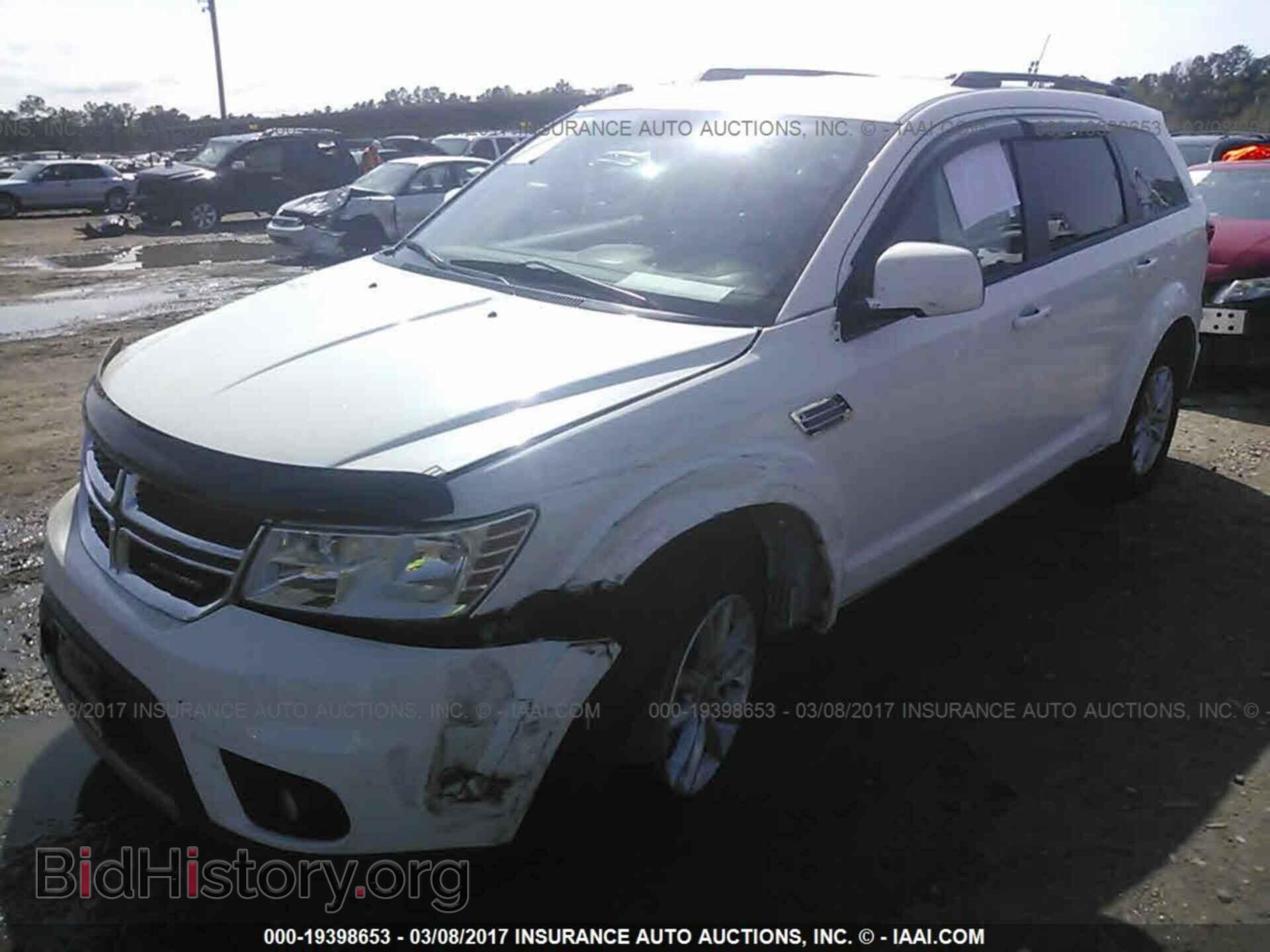 2015 Dodge Journey - VIN: 3C4PDCBG6FT664362 - Photo 2