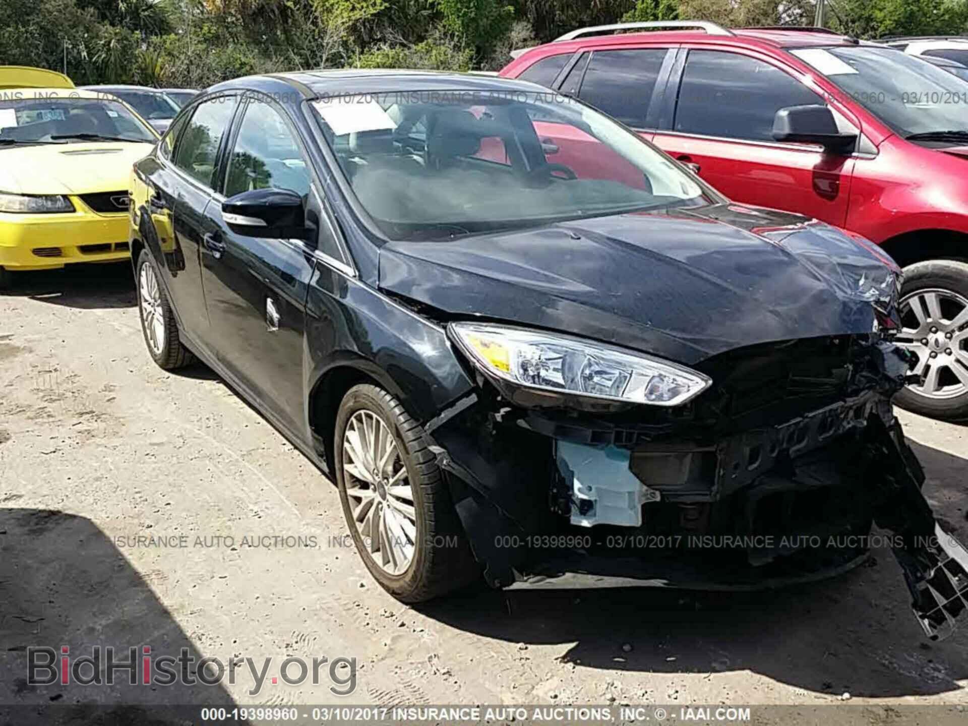 Photo 1FADP3J20FL200713 - Ford Focus 2015