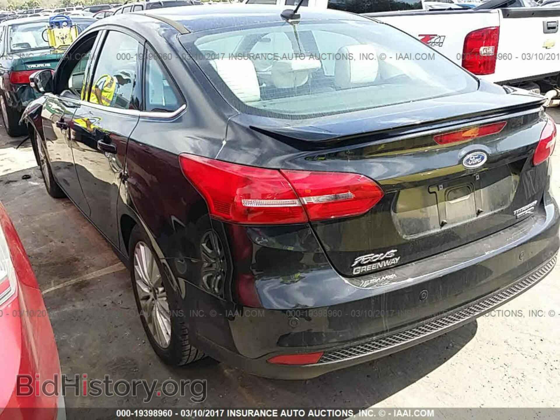 2015 Ford Focus - VIN: 1FADP3J20FL200713 - Photo 3