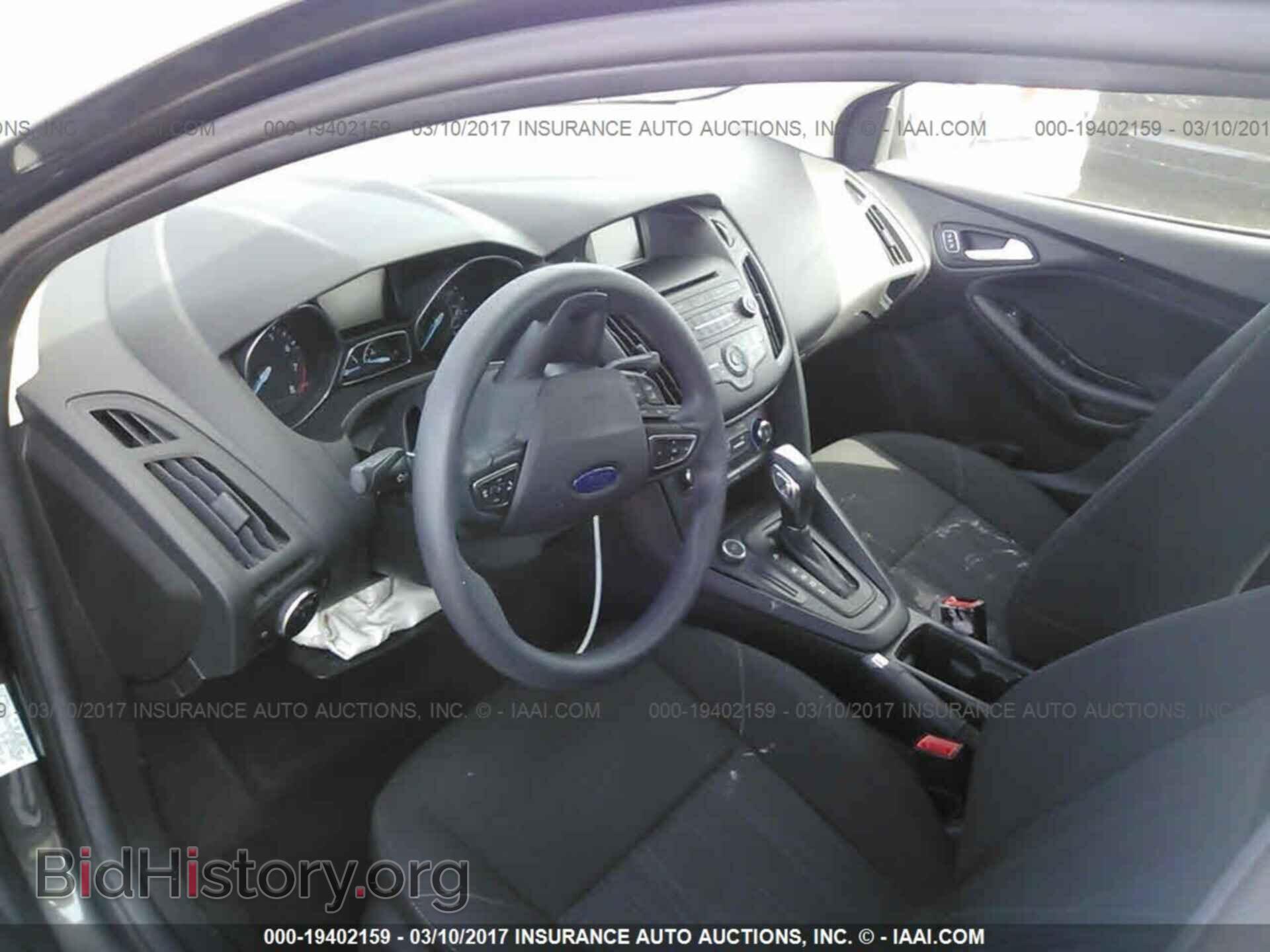 2016 Ford Focus - VIN: 1FADP3F23GL383924 - Фото 5