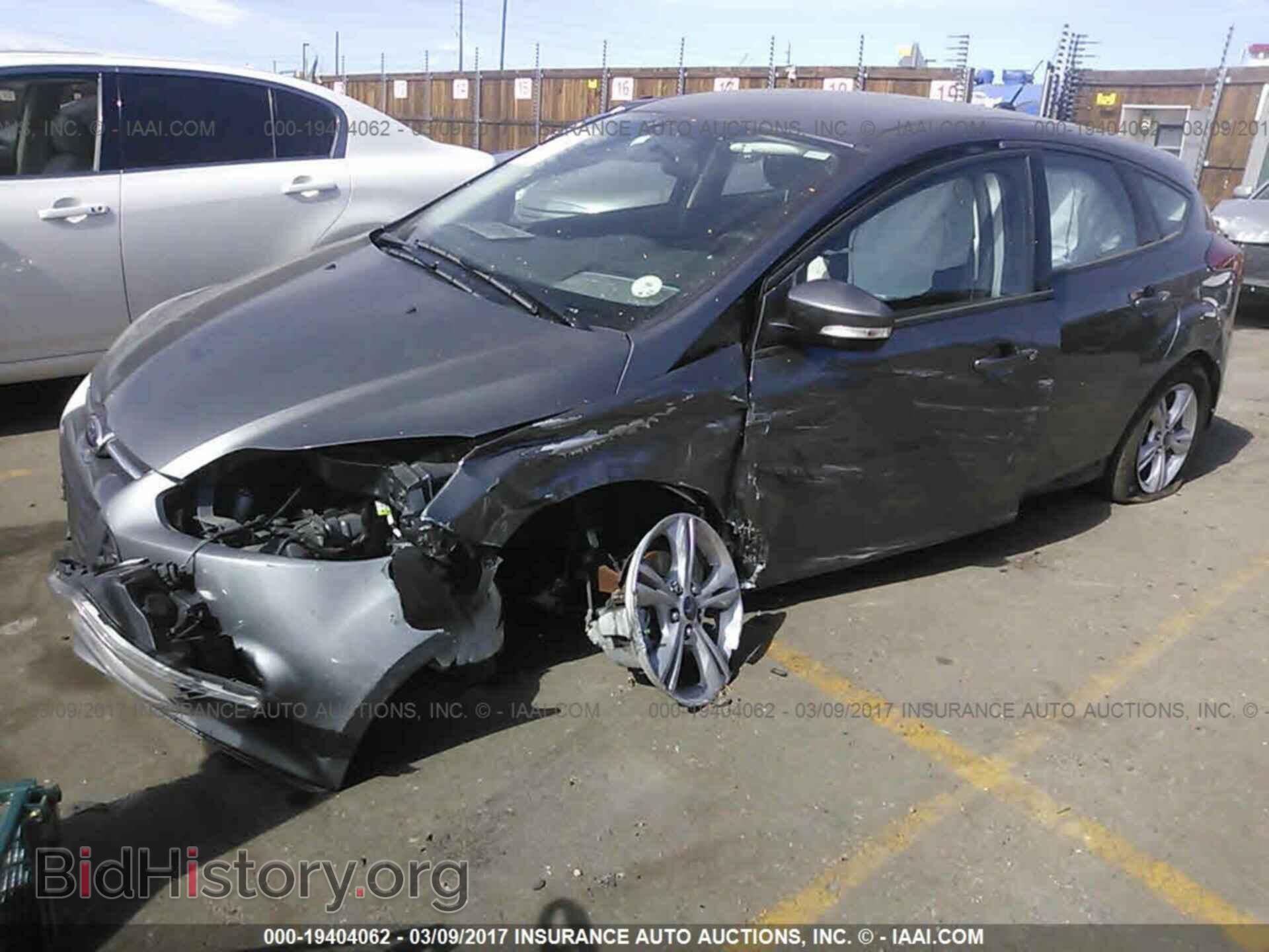 2014 Ford Focus - VIN: 1FADP3K23EL431375 - Фото 2