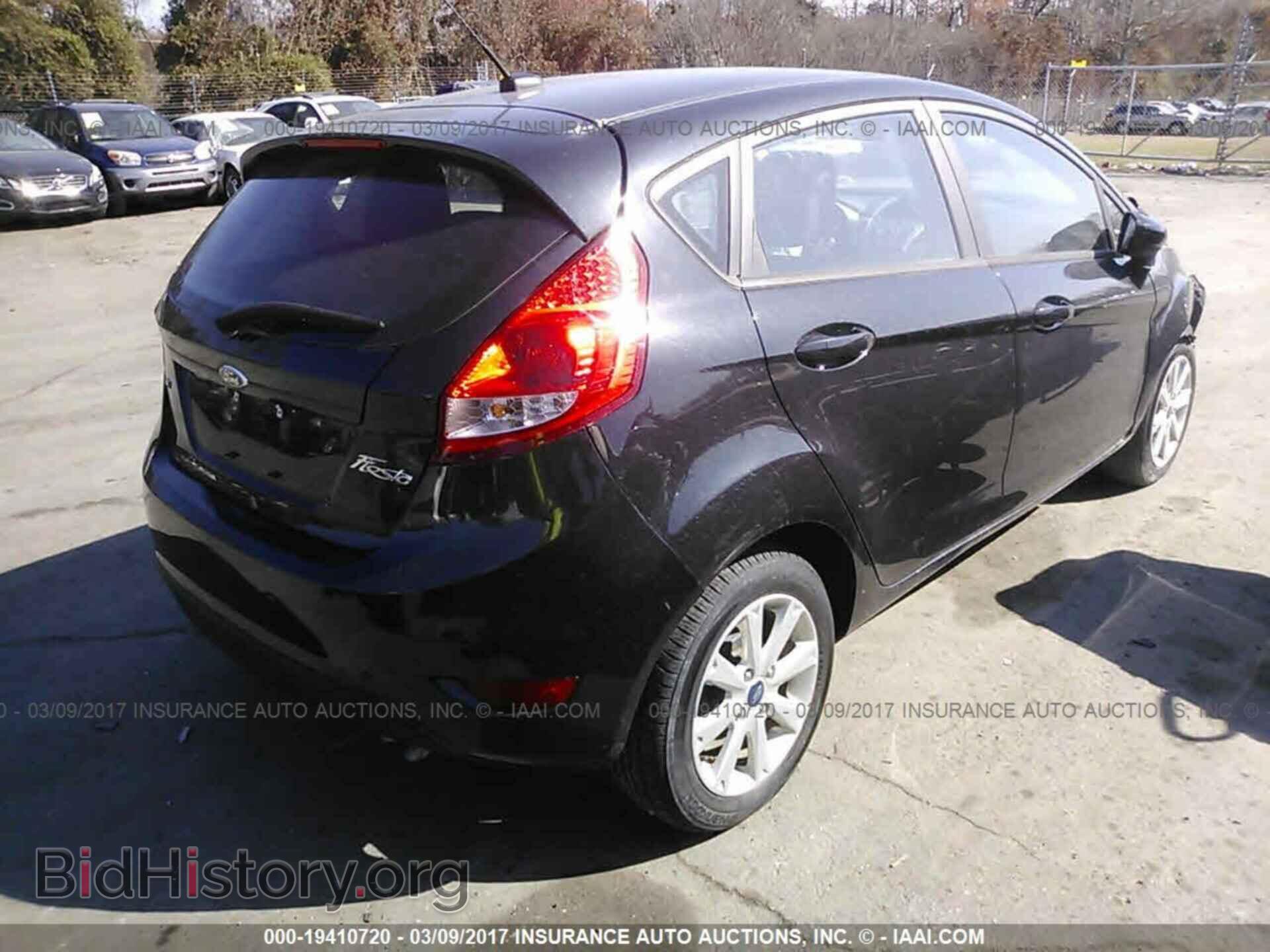 2012 Ford Fiesta - VIN: 3FADP4EJ5CM155639 - Фото 4