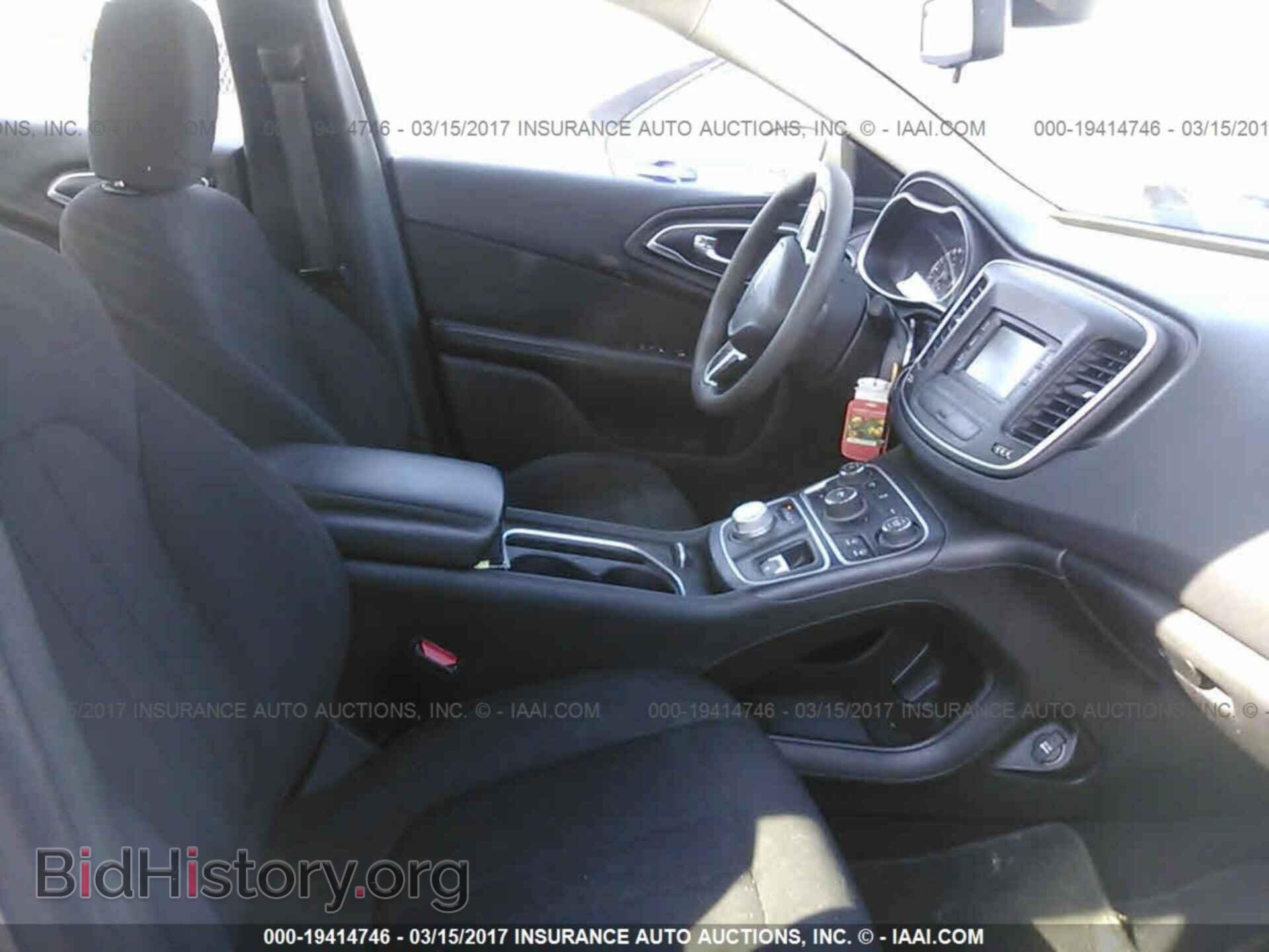 2015 Chrysler 200 - VIN: 1C3CCCAB3FN577384 - Photo 5