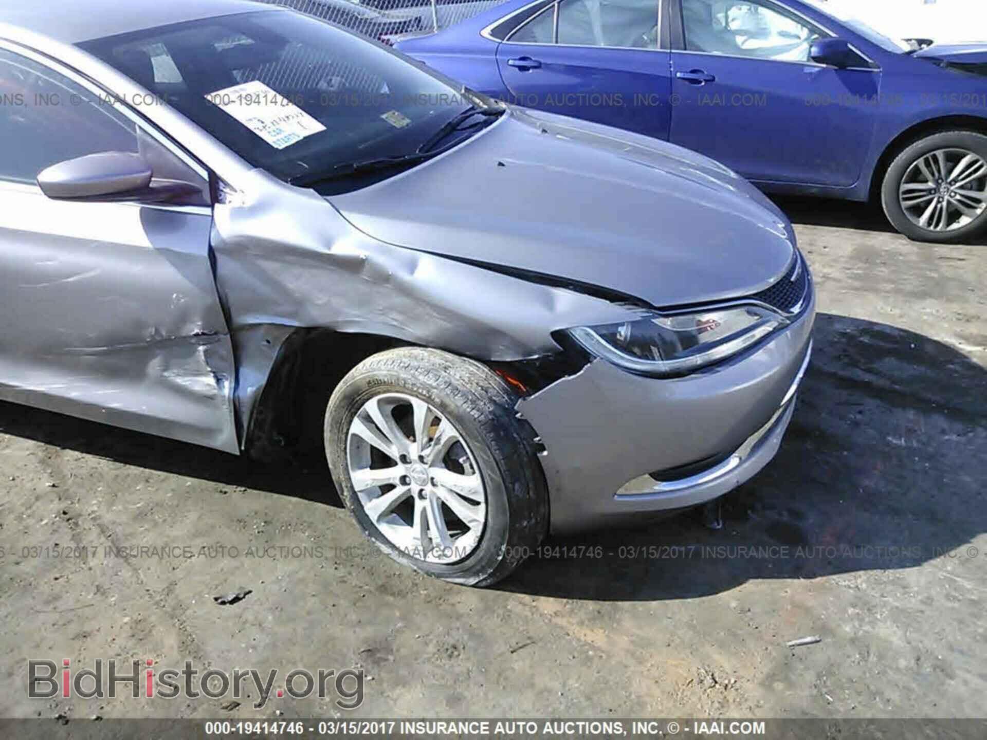 2015 Chrysler 200 - VIN: 1C3CCCAB3FN577384 - Photo 6