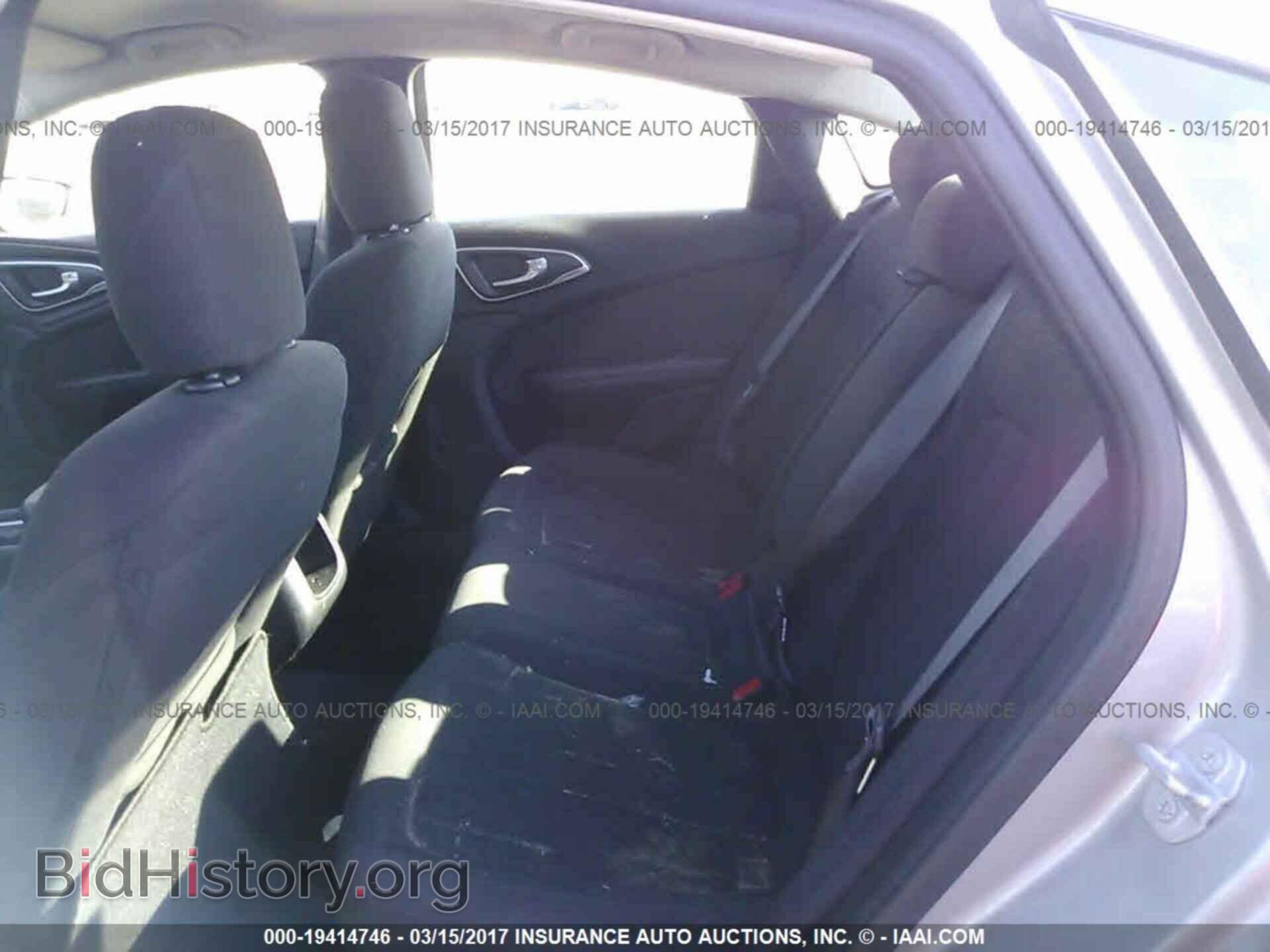 2015 Chrysler 200 - VIN: 1C3CCCAB3FN577384 - Photo 8