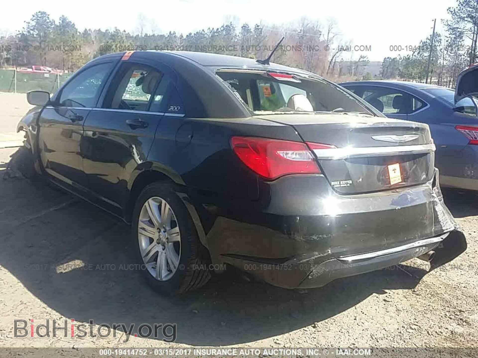 2013 Chrysler 200 - VIN: 1C3CCBBB1DN515164 - Фото 3