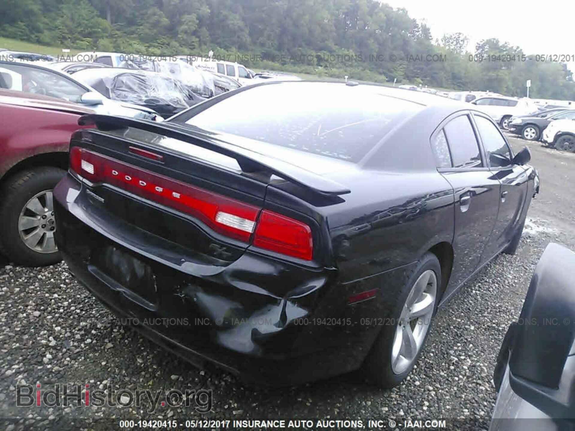 2011 Dodge Charger - VIN: 2B3CL5CT2BH502970 - Фото 4