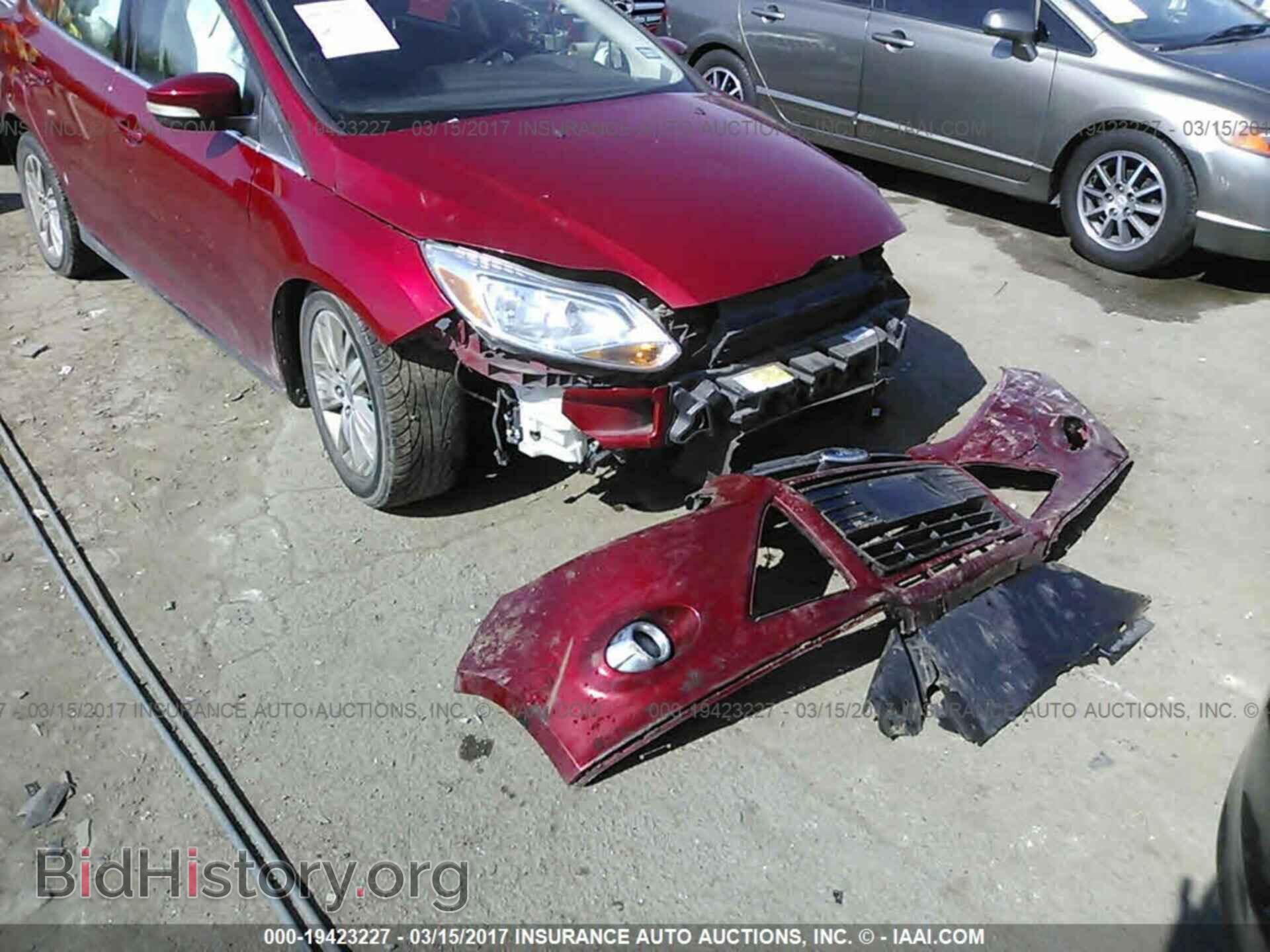 2012 Ford Focus - VIN: 1FAHP3M25CL321889 - Photo 6