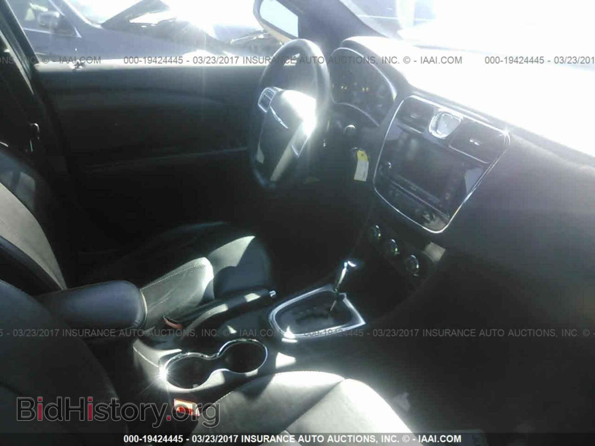 2011 Chrysler 200 - VIN: 1C3BC2FB8BN551159 - Фото 5