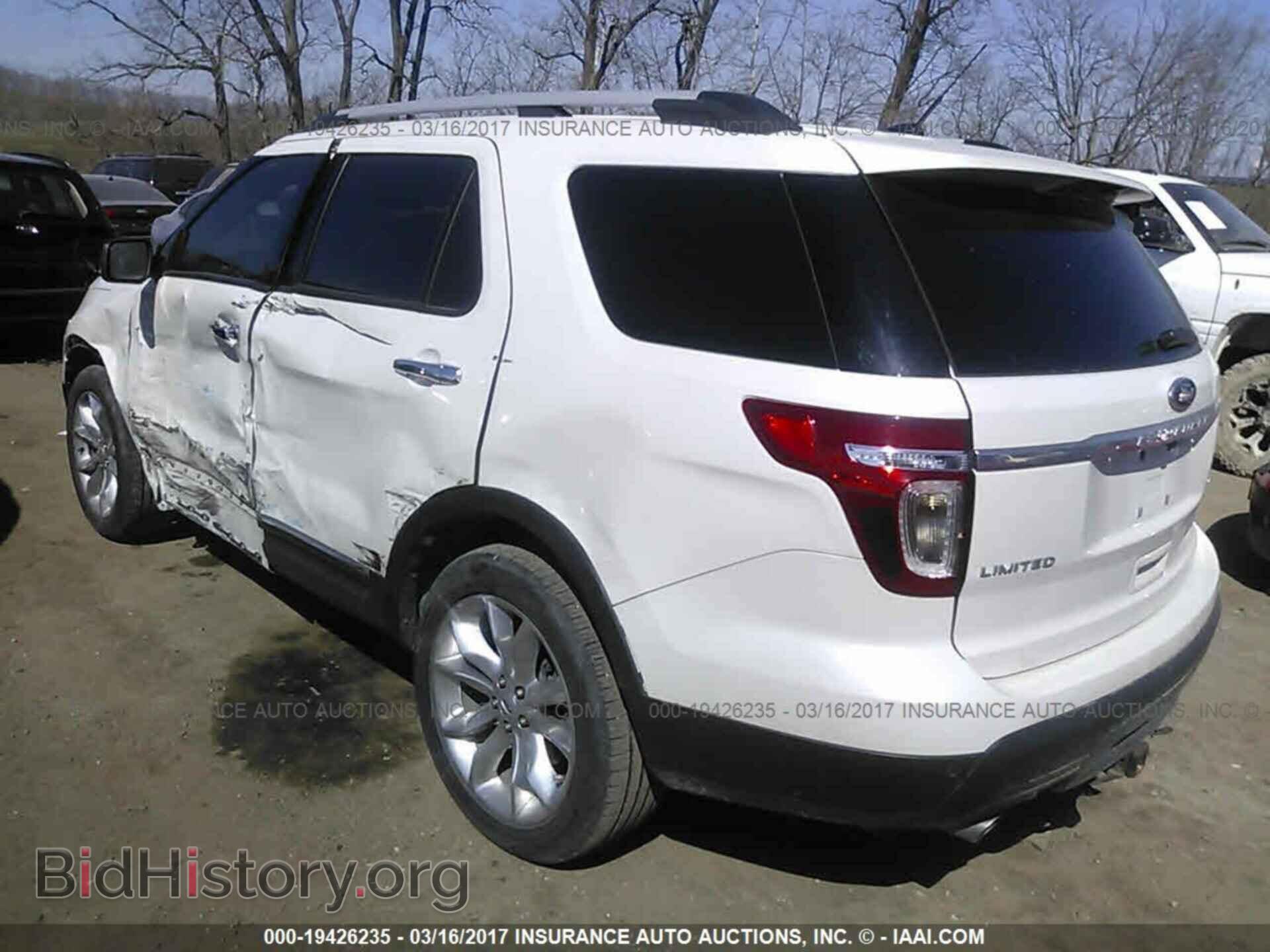 2013 Ford Explorer - VIN: 1FM5K7F88DGB12835 - Photo 3