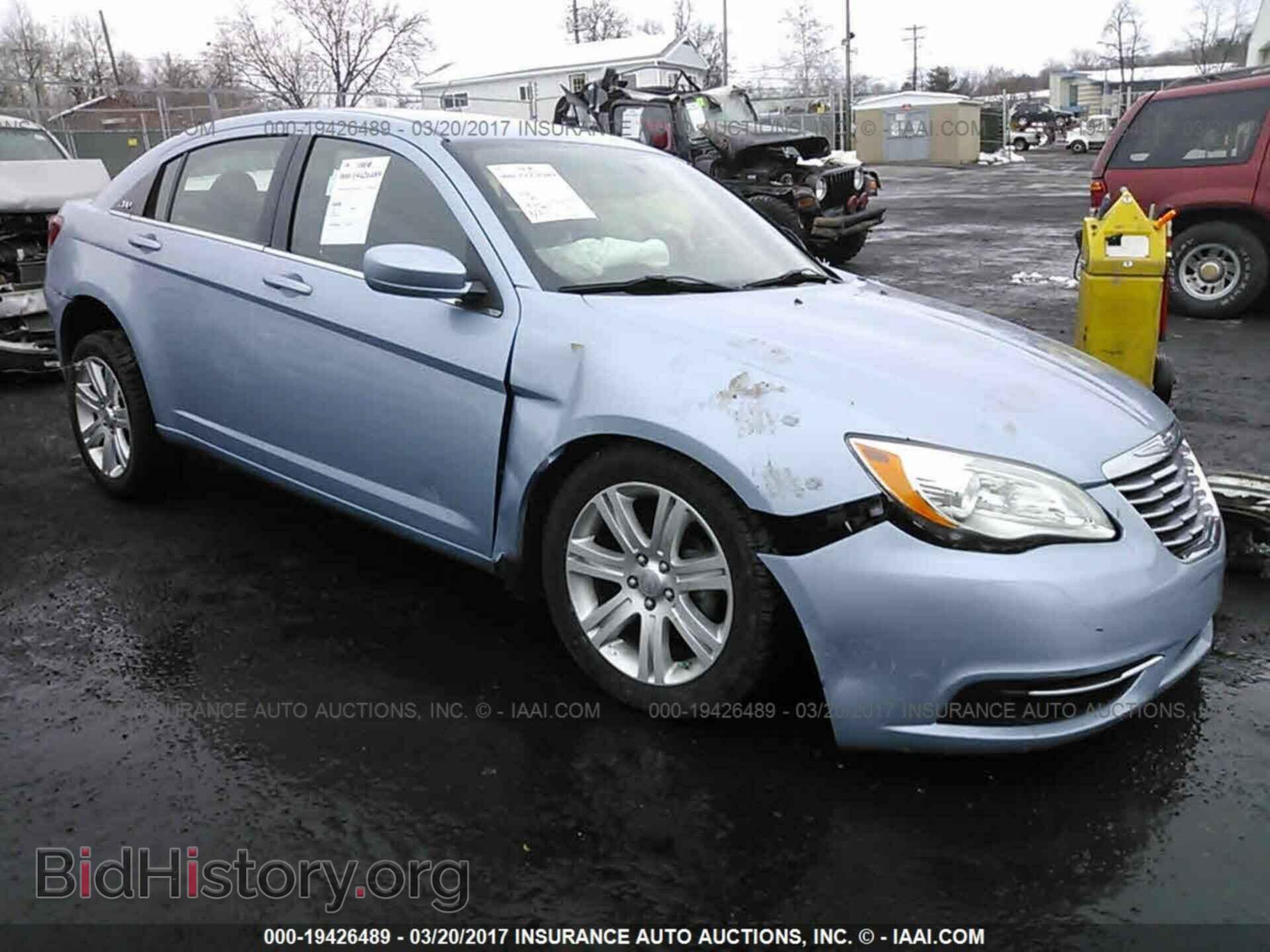 Photo 1C3CCBBB8DN593327 - Chrysler 200 2013