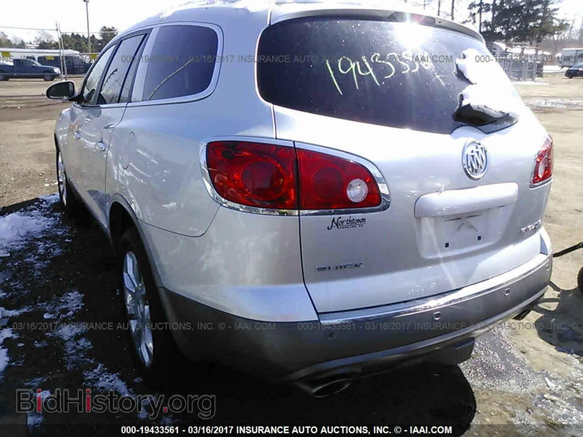 2012 Buick Enclave - VIN: 5GAKVDED2CJ266035 - Фото 3