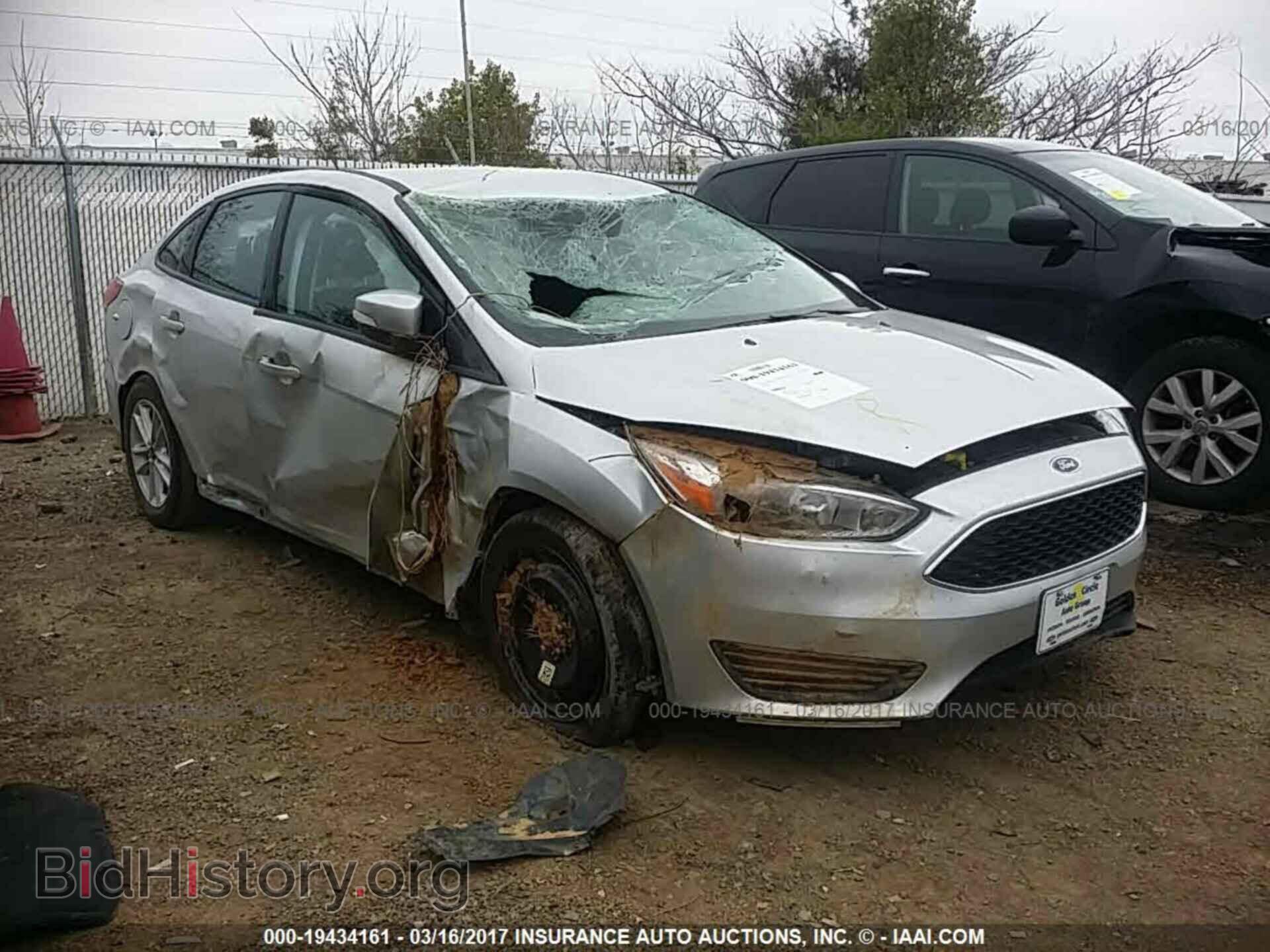 Photo 1FADP3F2XGL356039 - Ford Focus 2016