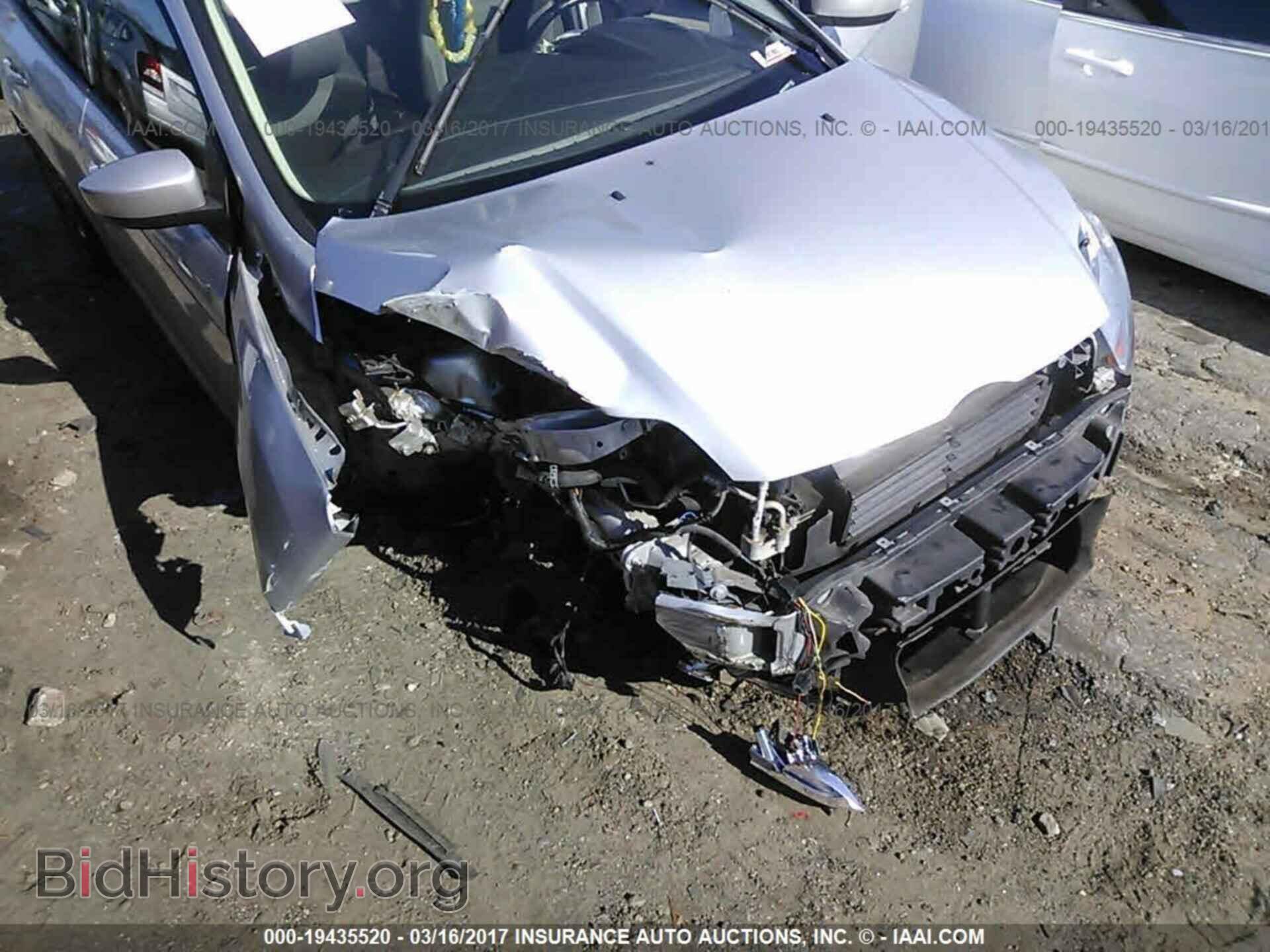 2012 Ford Focus - VIN: 1FAHP3F2XCL346090 - Photo 6