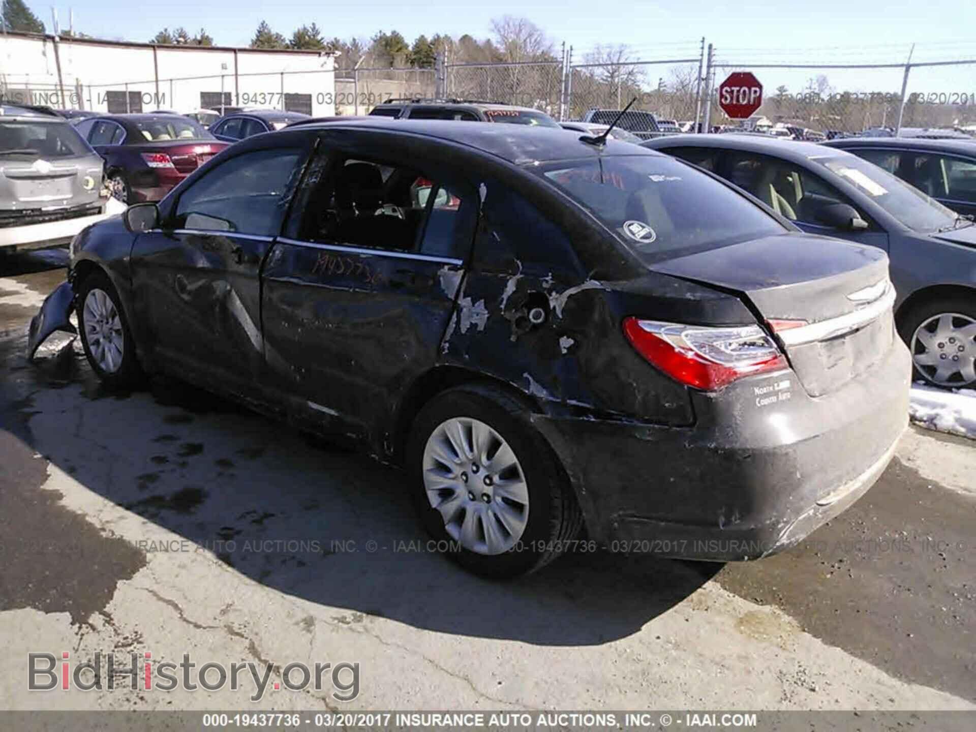 2012 Chrysler 200 - VIN: 1C3CCBAB2CN105618 - Фото 3
