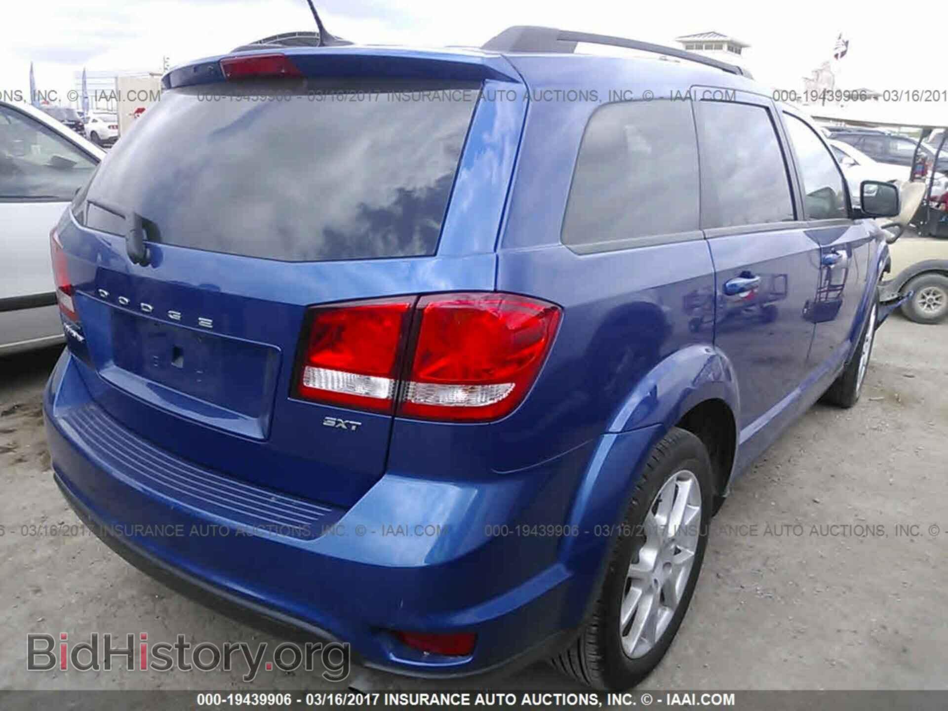 2015 Dodge Journey - VIN: 3C4PDCBB4FT723834 - Photo 4