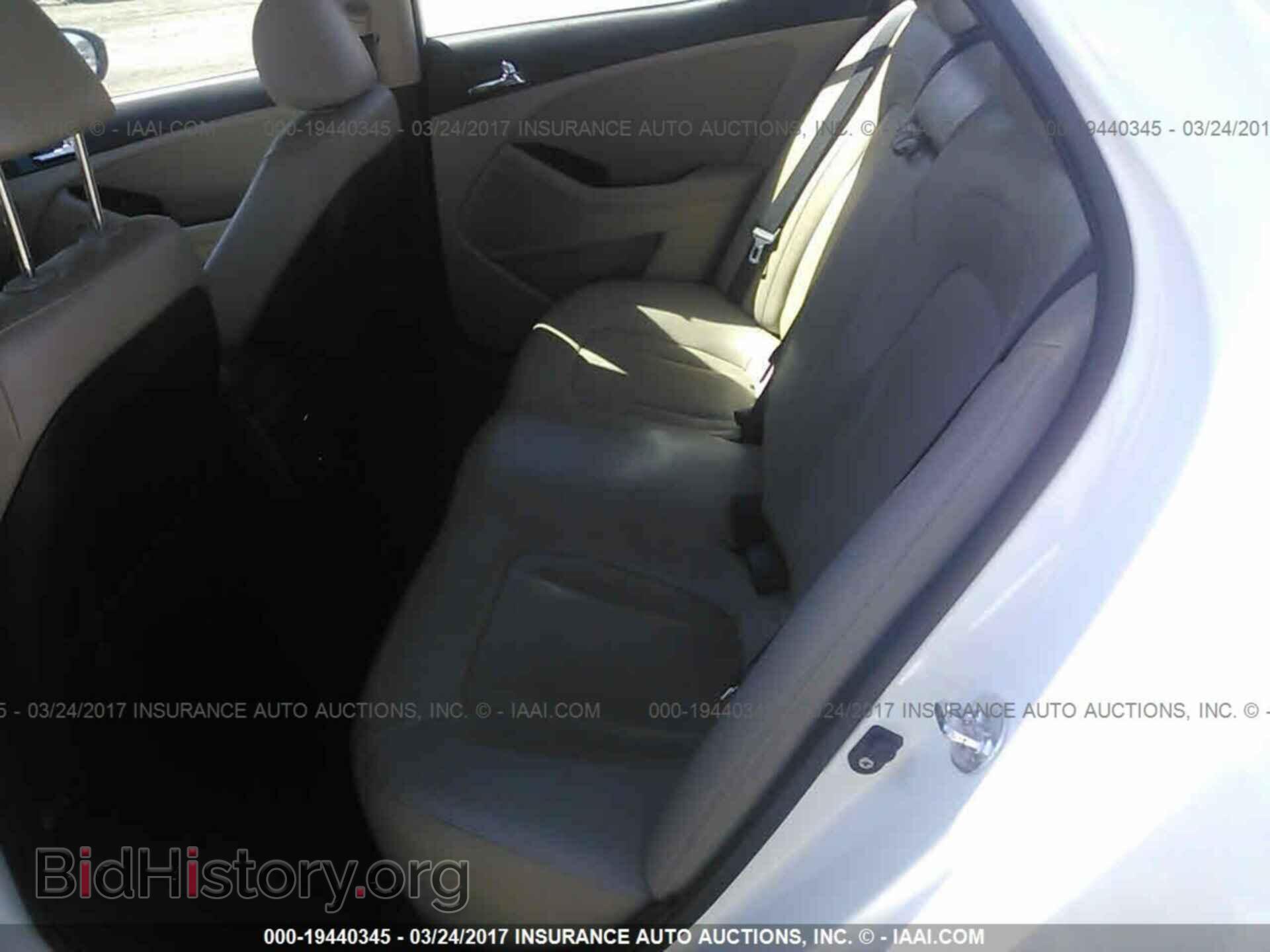 2011 Kia Optima - VIN: KNAGN4A79B5097124 - Фото 8