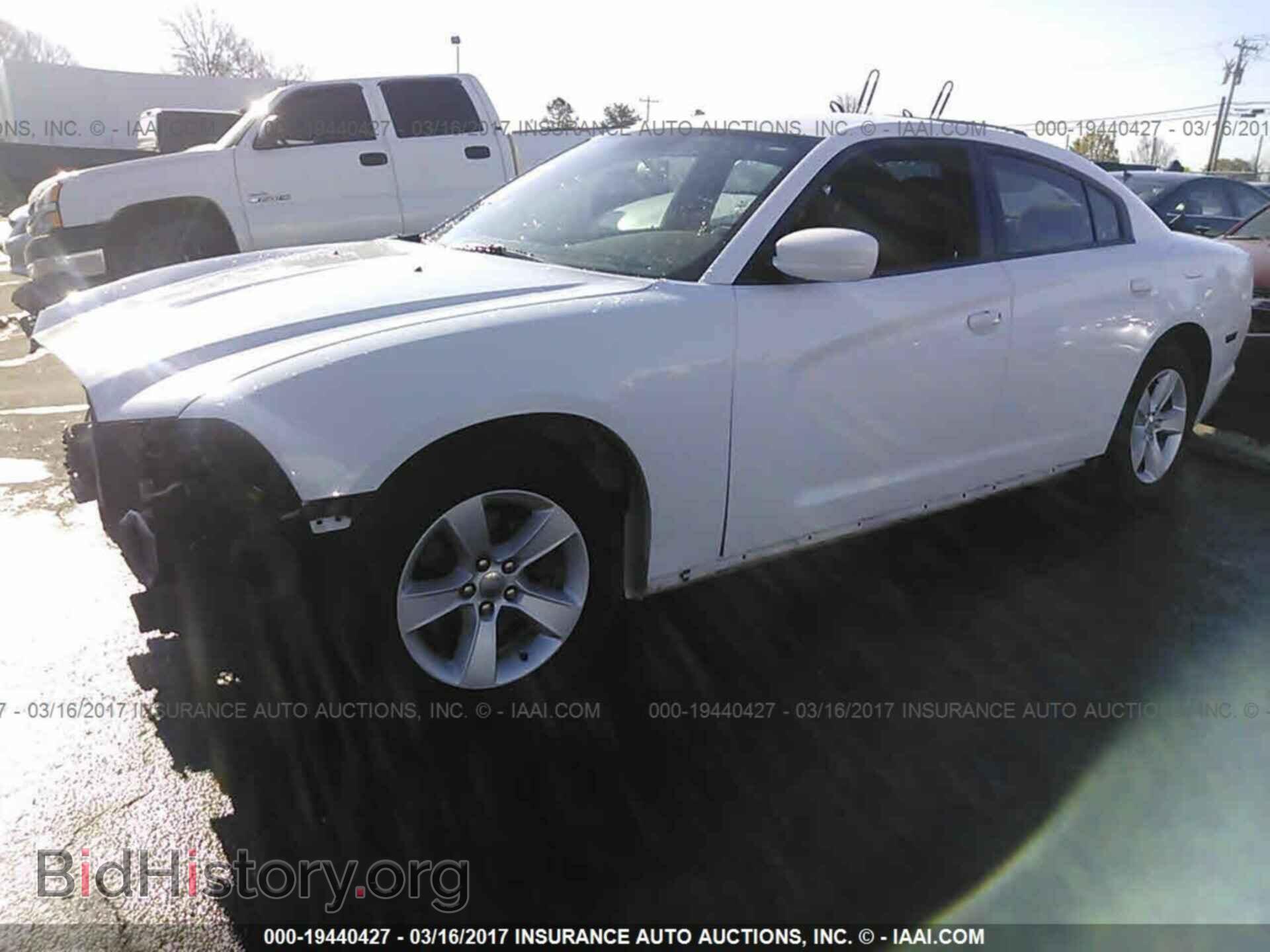 2012 Dodge Charger - VIN: 2C3CDXBG4CH101874 - Фото 2