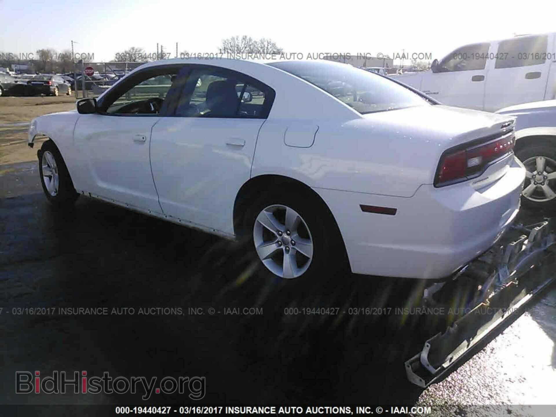 2012 Dodge Charger - VIN: 2C3CDXBG4CH101874 - Фото 3