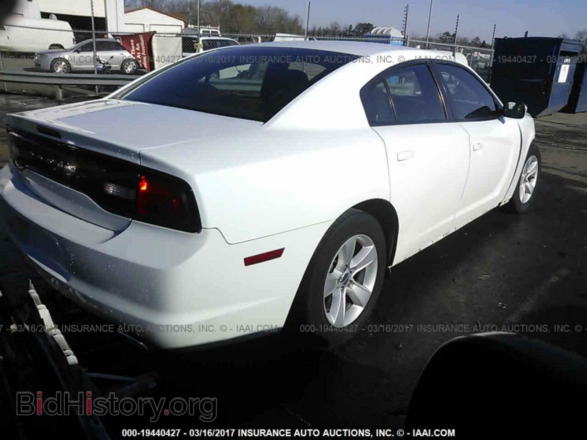 2012 Dodge Charger - VIN: 2C3CDXBG4CH101874 - Фото 4