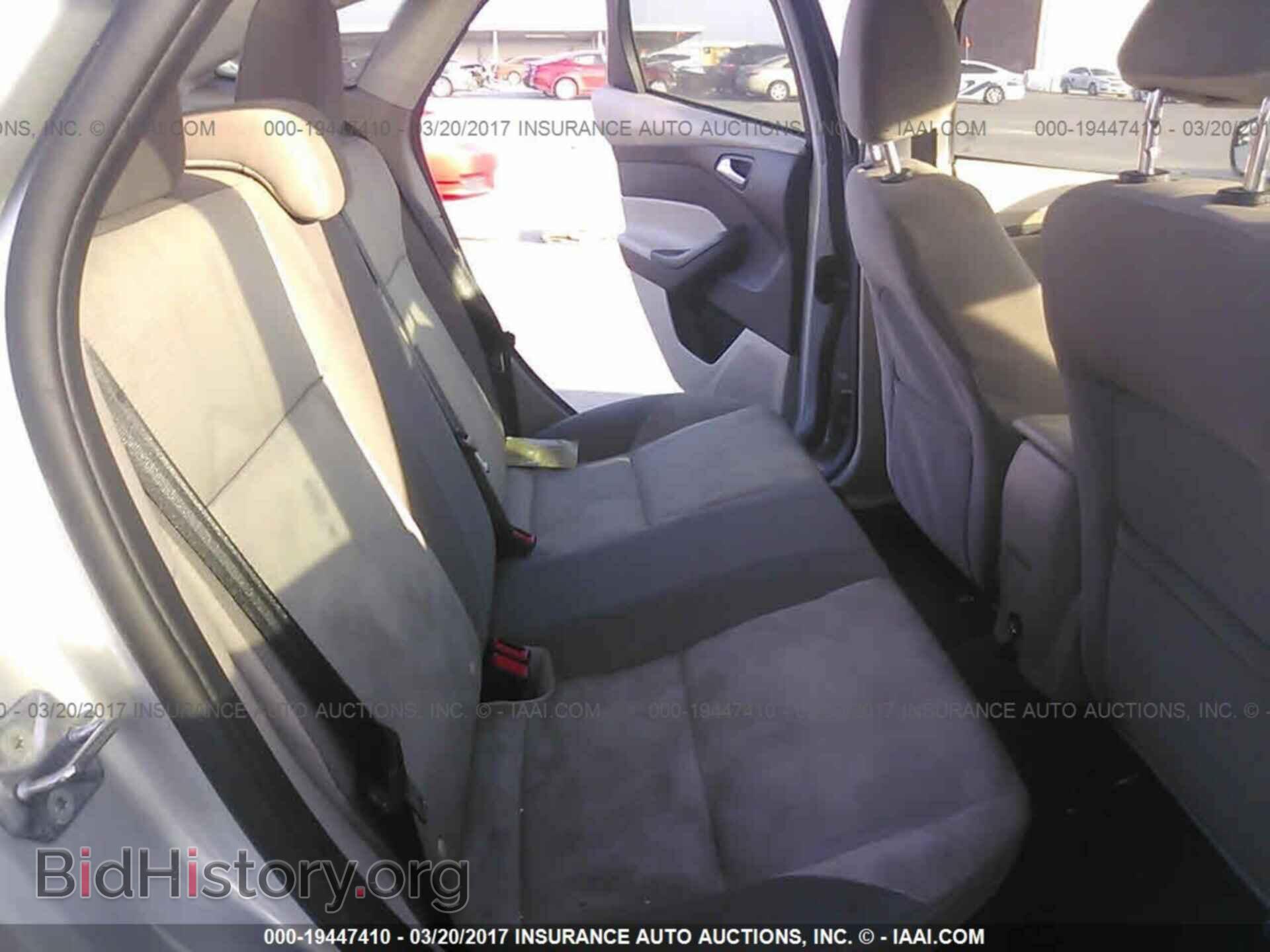 2014 Ford Focus - VIN: 1FADP3F21EL439825 - Photo 8