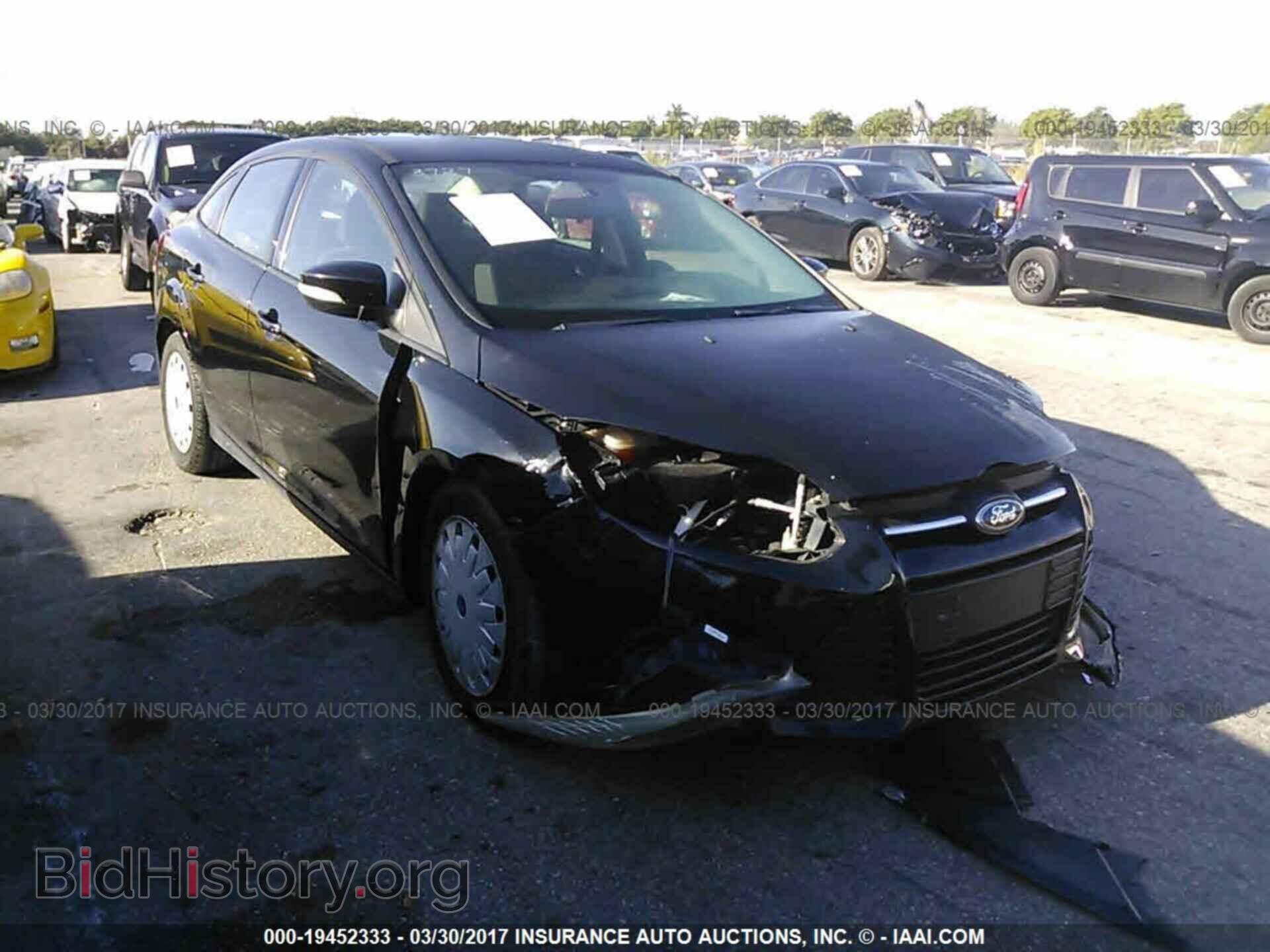 Photo 1FADP3F25EL203727 - Ford Focus 2014