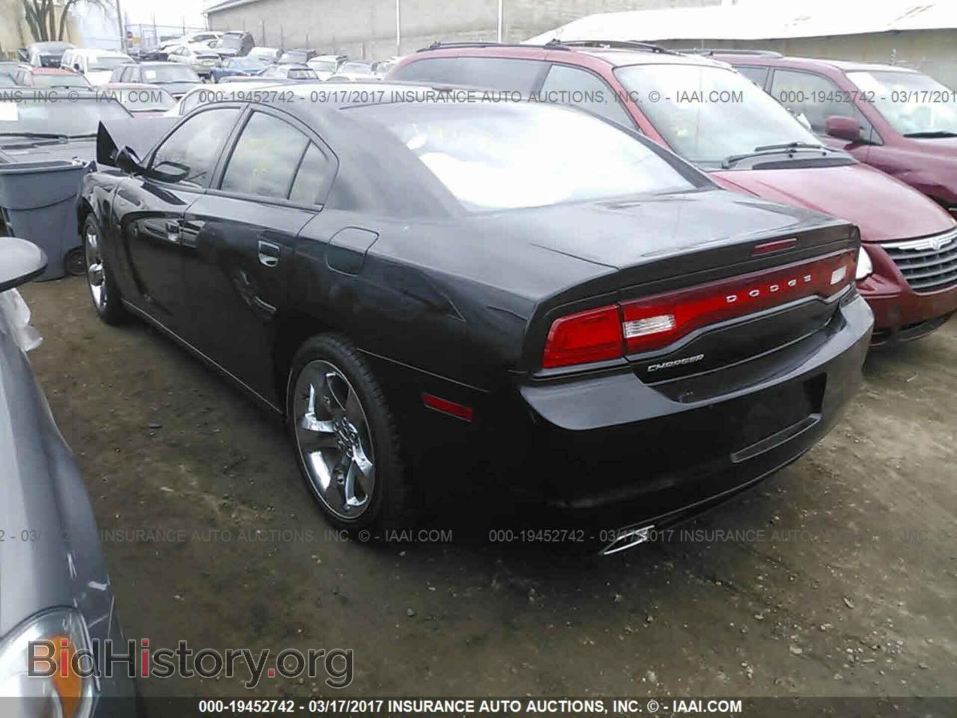 2012 Dodge Charger - VIN: 2C3CDXHGXCH126401 - Фото 3