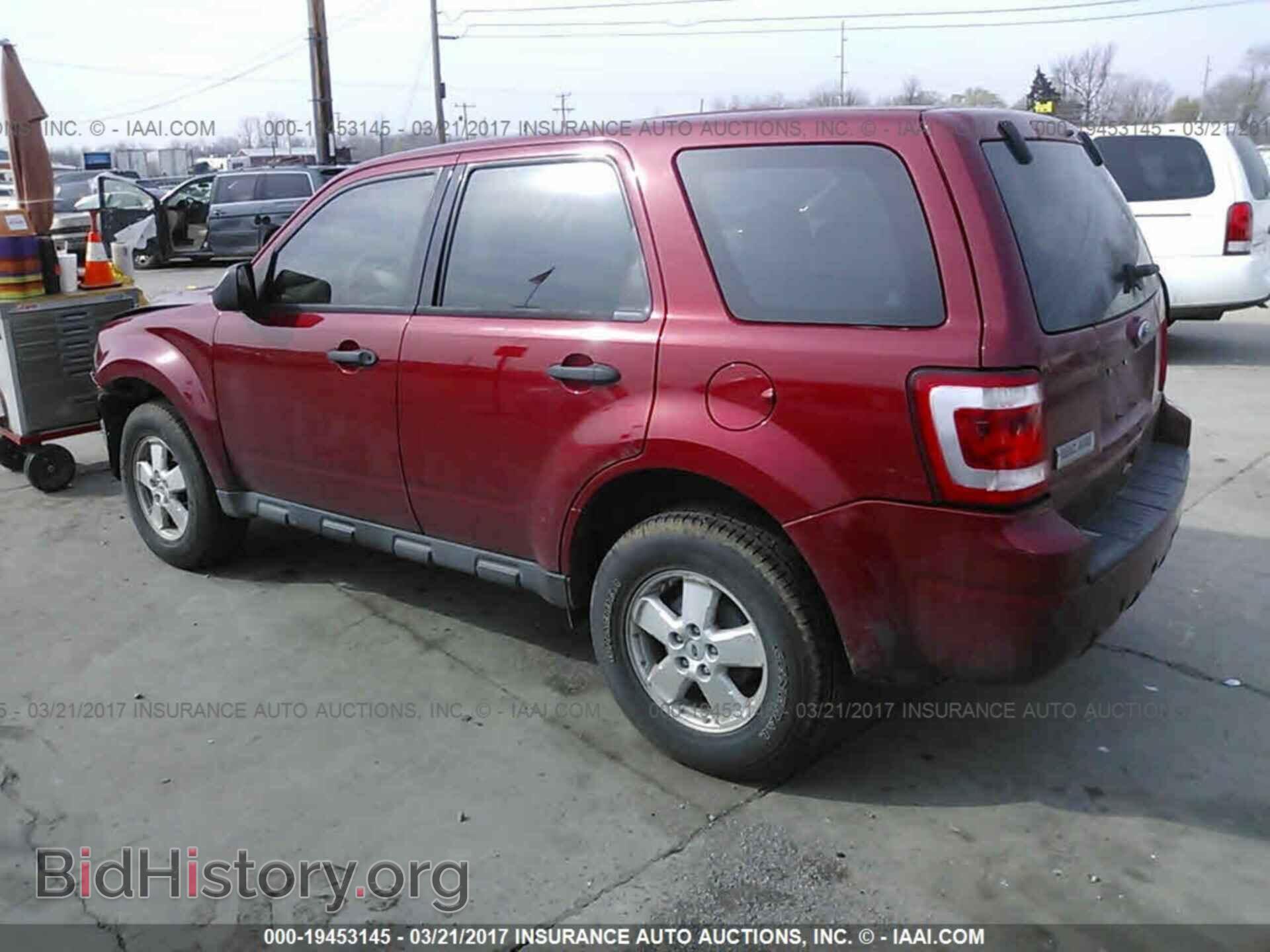 2011 Ford Escape - VIN: 1FMCU9C77BKA59869 - Photo 3