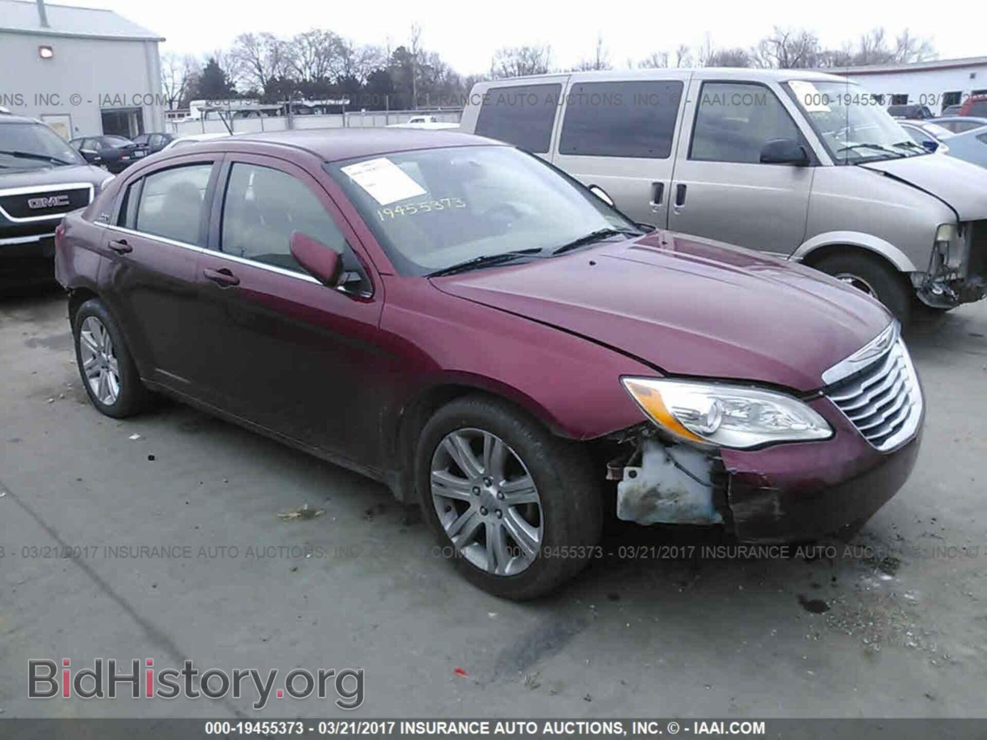 Photo 1C3CCBBB8DN513542 - Chrysler 200 2013
