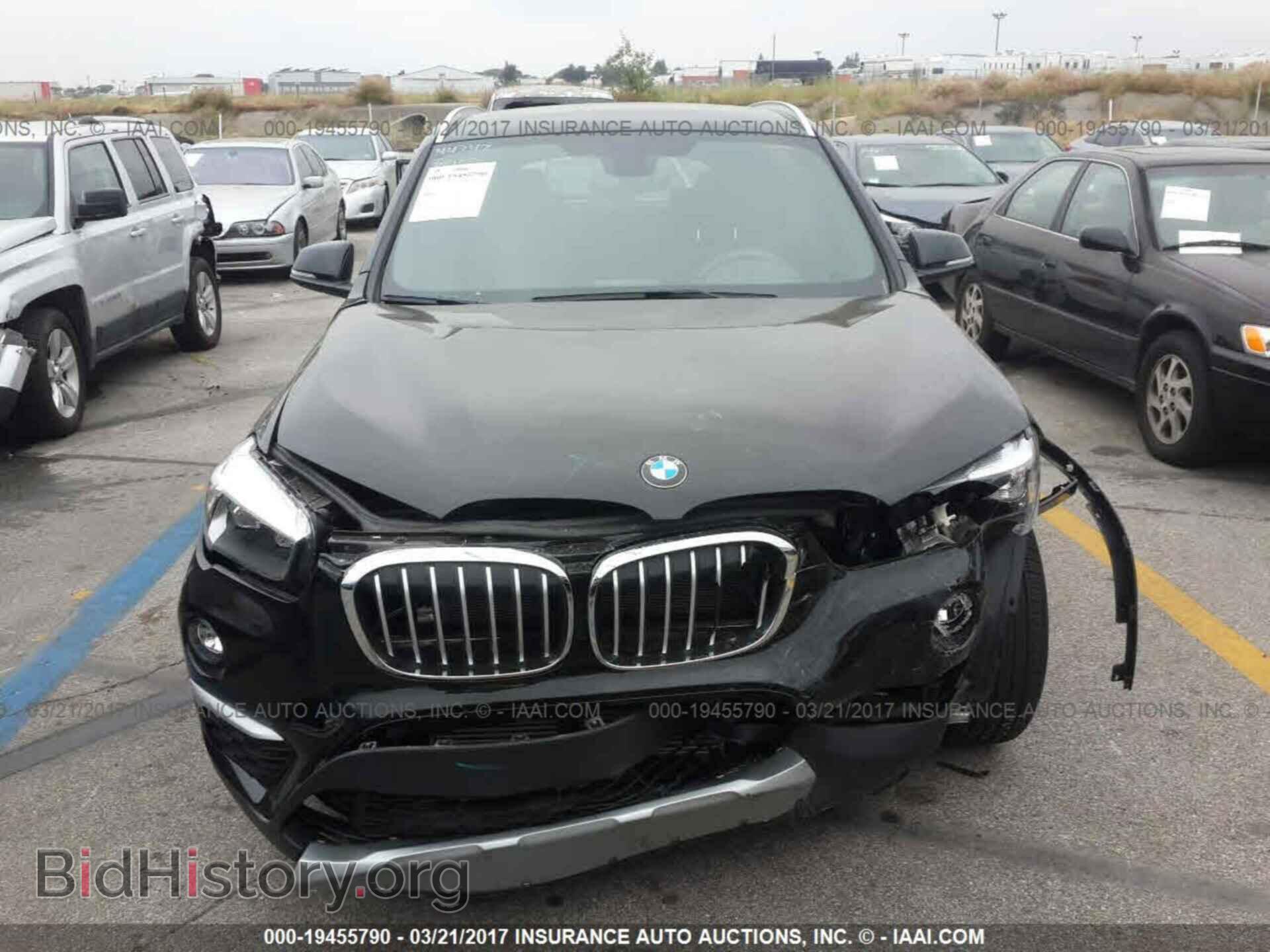 2017 Bmw X1 - VIN: WBXHT3C3XH5F75633 - Фото 6