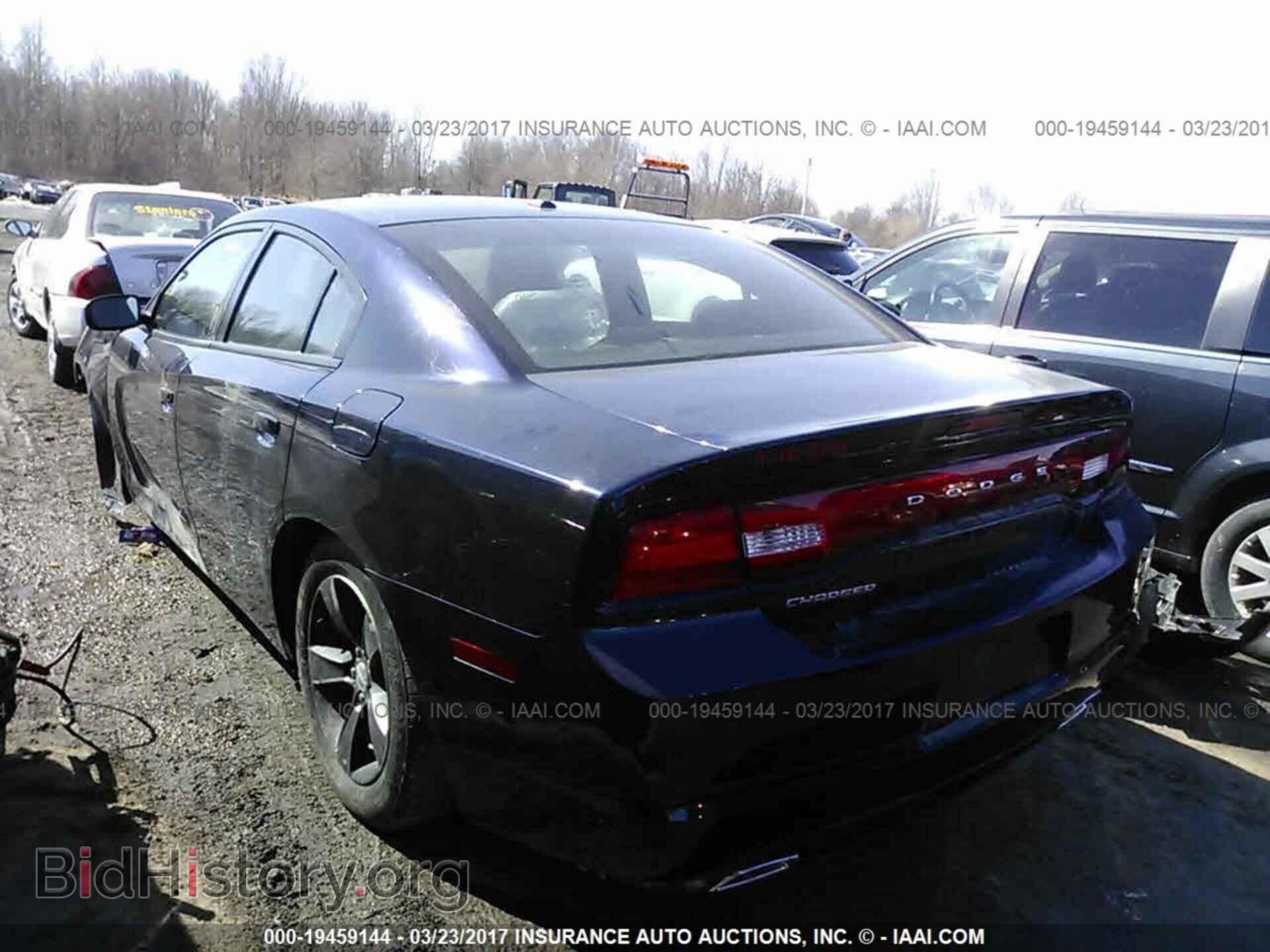 2012 Dodge Charger - VIN: 2C3CDXBG1CH187466 - Фото 3