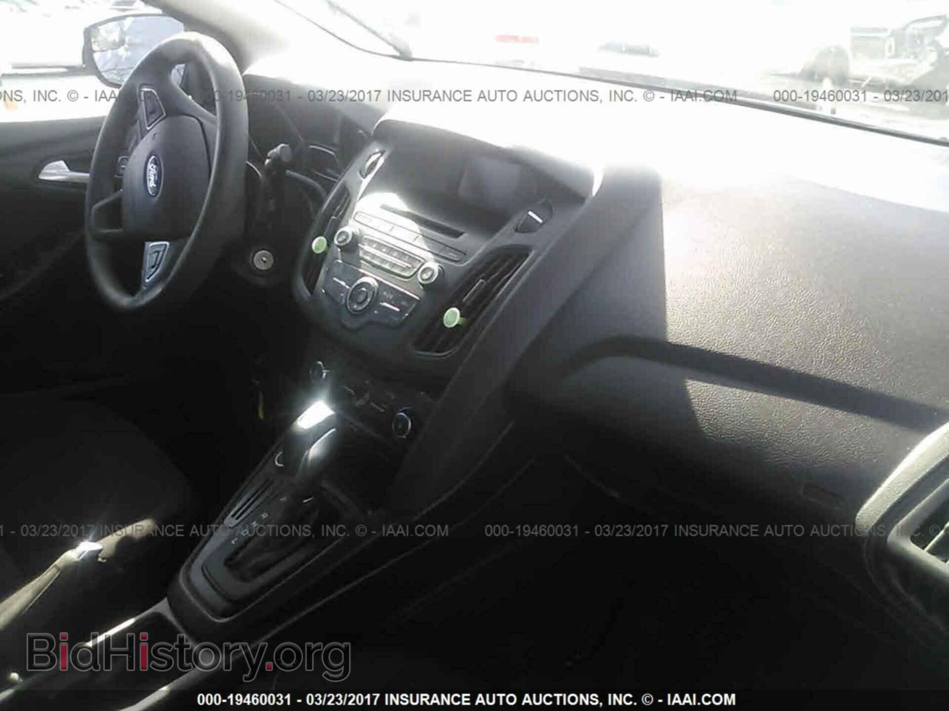 2016 Ford Focus - VIN: 1FADP3F27GL358945 - Фото 5
