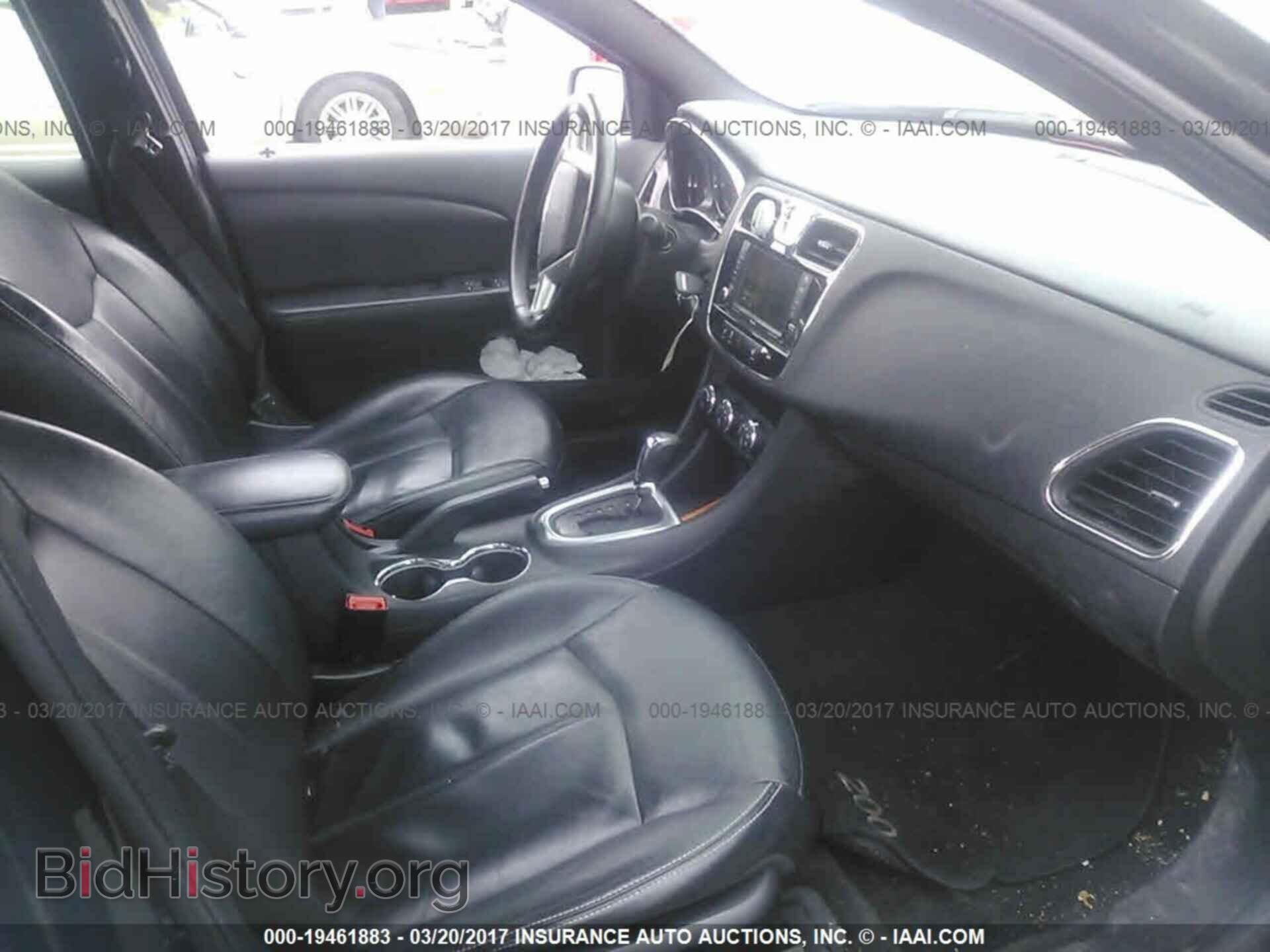 2011 Chrysler 200 - VIN: 1C3BC2FB1BN597108 - Photo 5