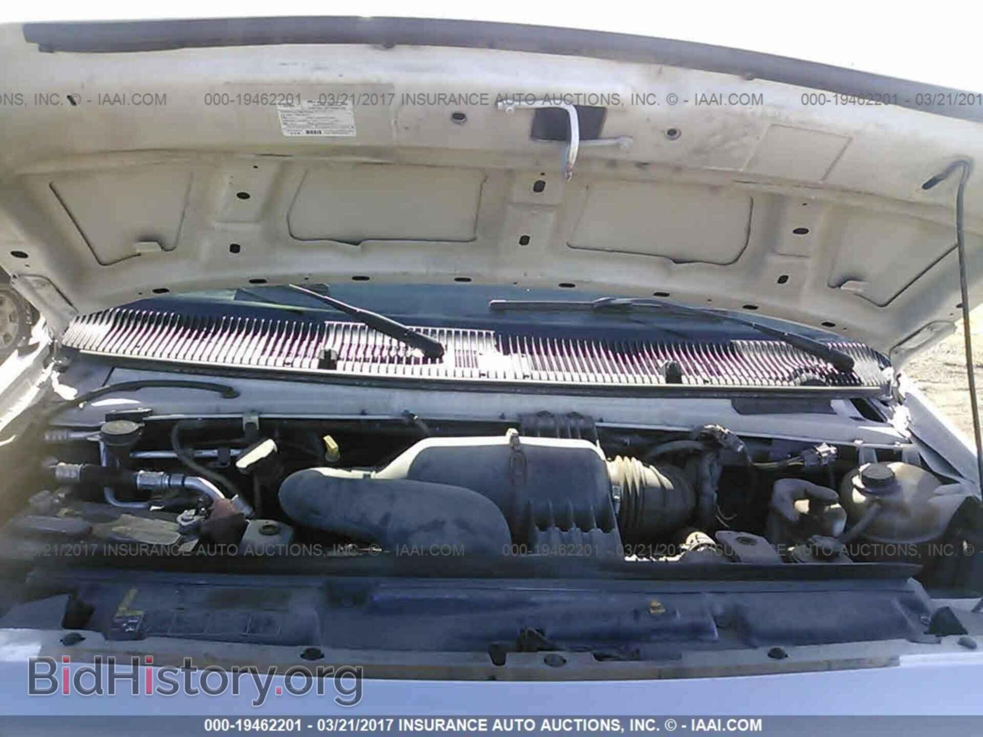 2011 Ford Econoline - VIN: 1FTNE2EL5BDA55125 - Photo 10