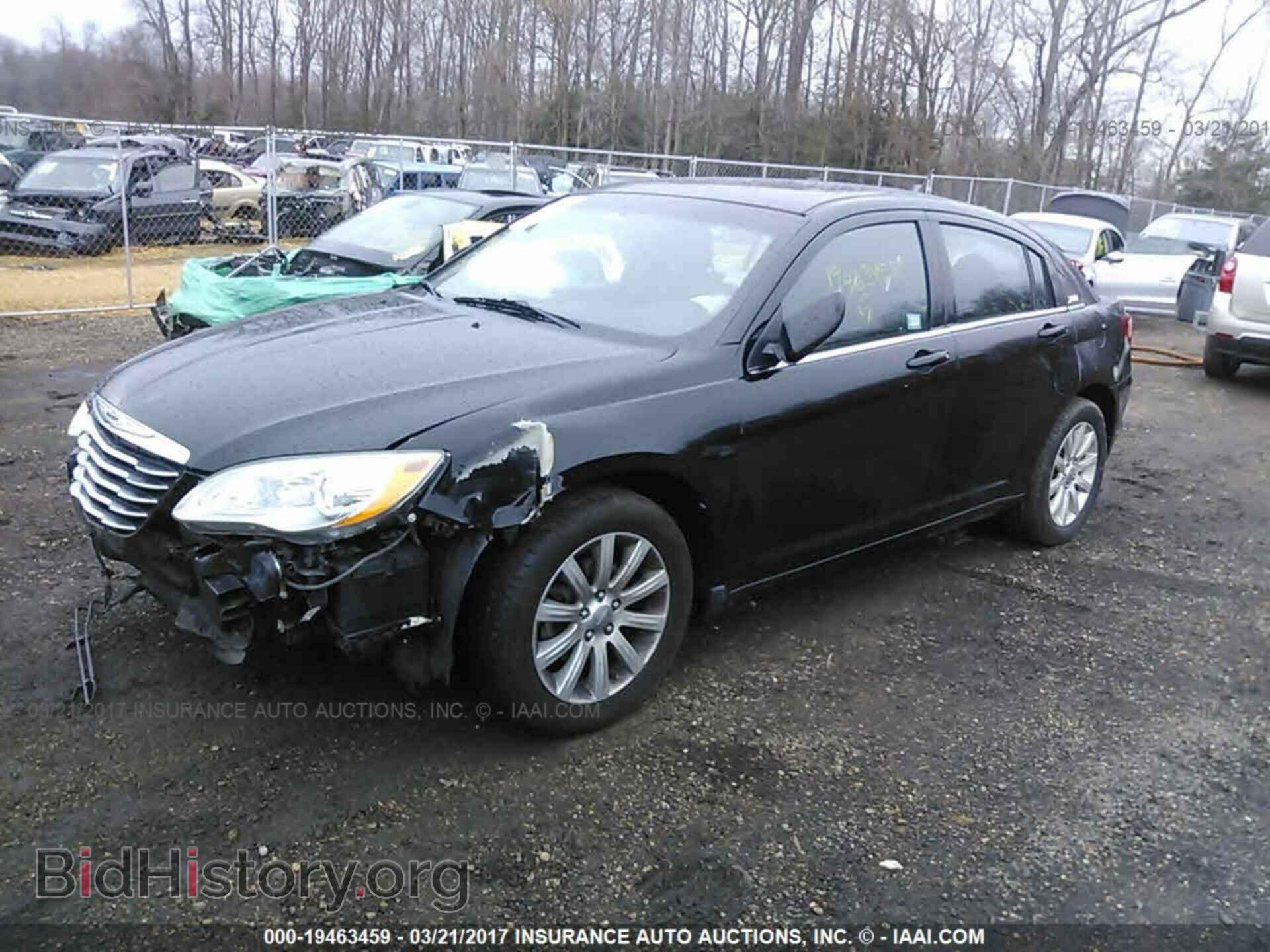2013 Chrysler 200 - VIN: 1C3CCBBB4DN763294 - Photo 2