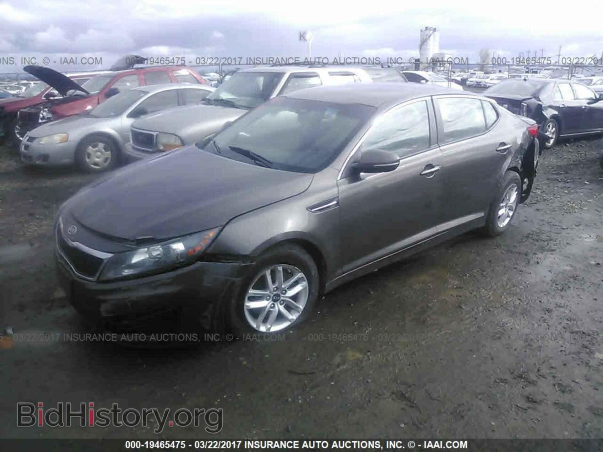 2011 Kia Optima - VIN: KNAGM4A73B5159846 - Фото 2