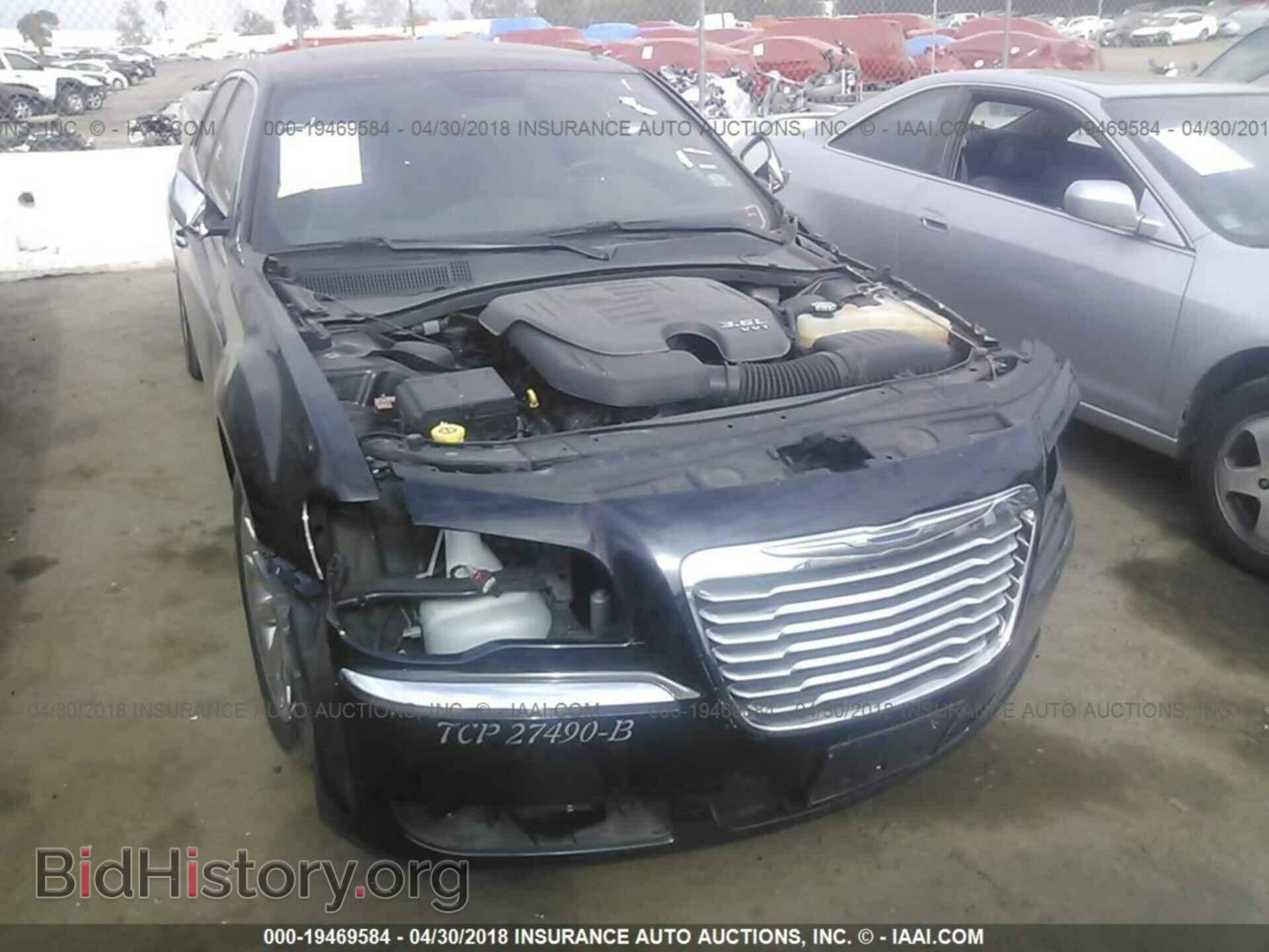 2014 Chrysler 300c - VIN: 2C3CCAEG3EH123427 - Фото 6