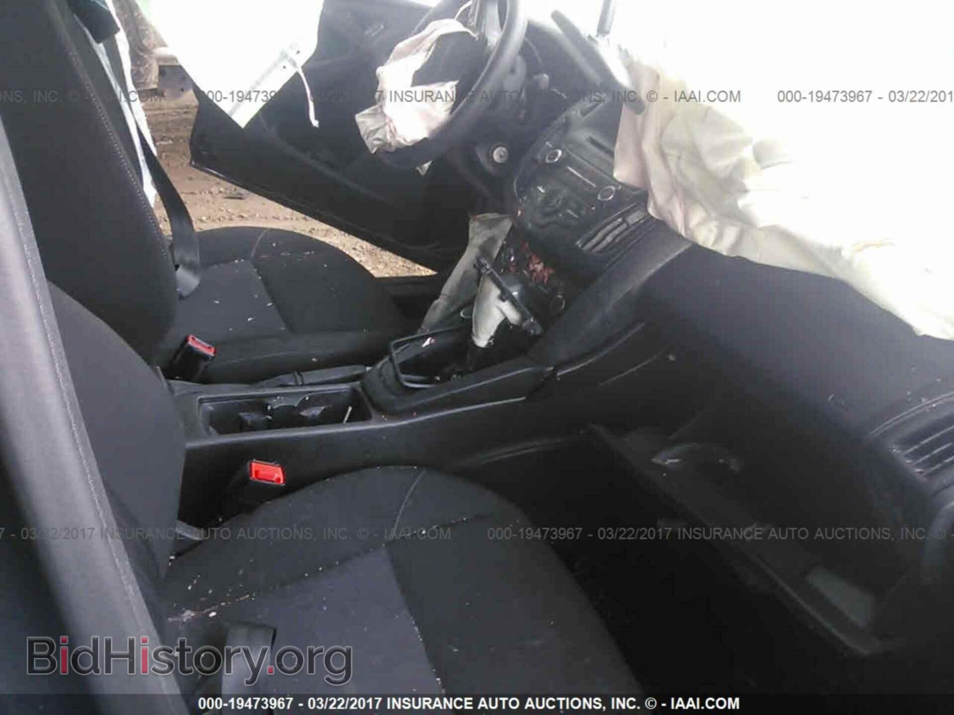2015 Ford Focus - VIN: 1FADP3E25FL369619 - Photo 5