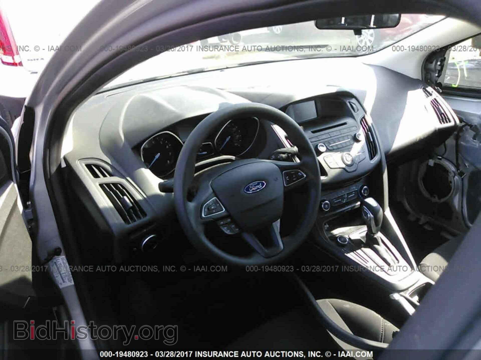 2016 Ford Focus - VIN: 1FADP3F25GL389398 - Фото 5