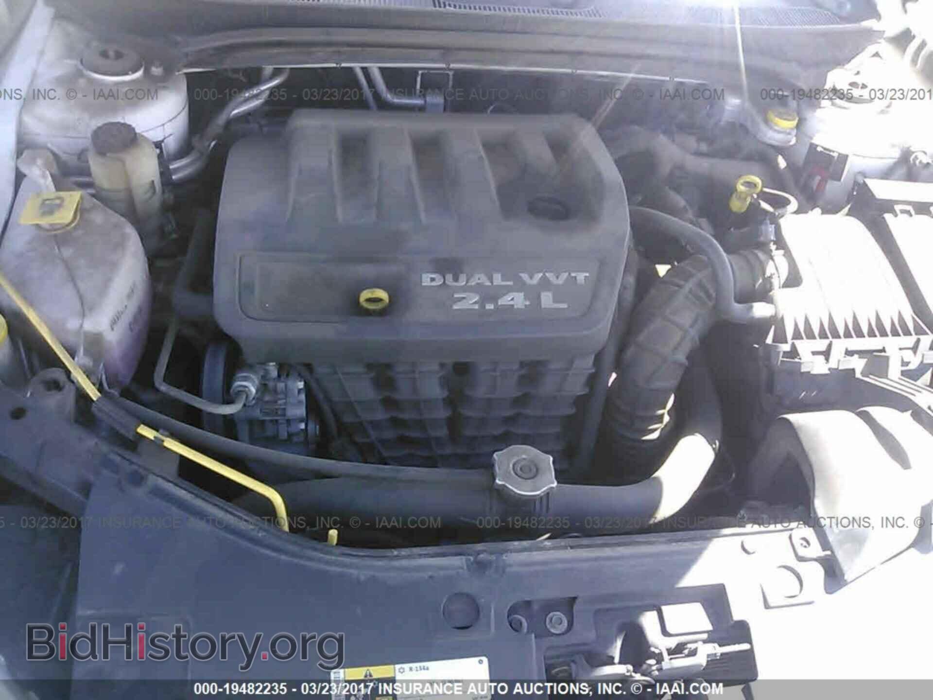 2014 Chrysler 200 - VIN: 1C3CCBAB4EN145346 - Photo 10