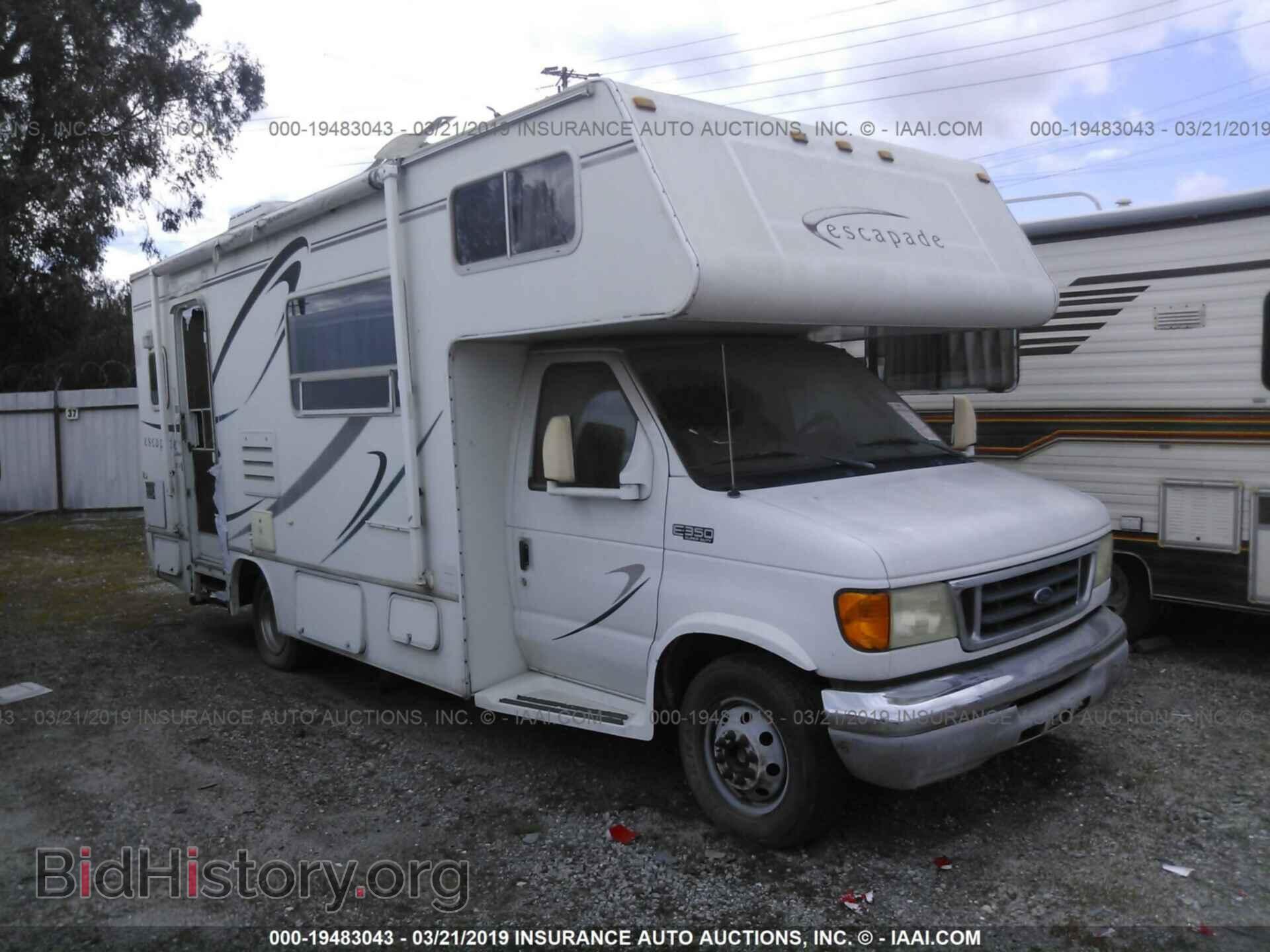 Photo 1FDWE35S44HA70255 - FORD ECONOLINE 2004
