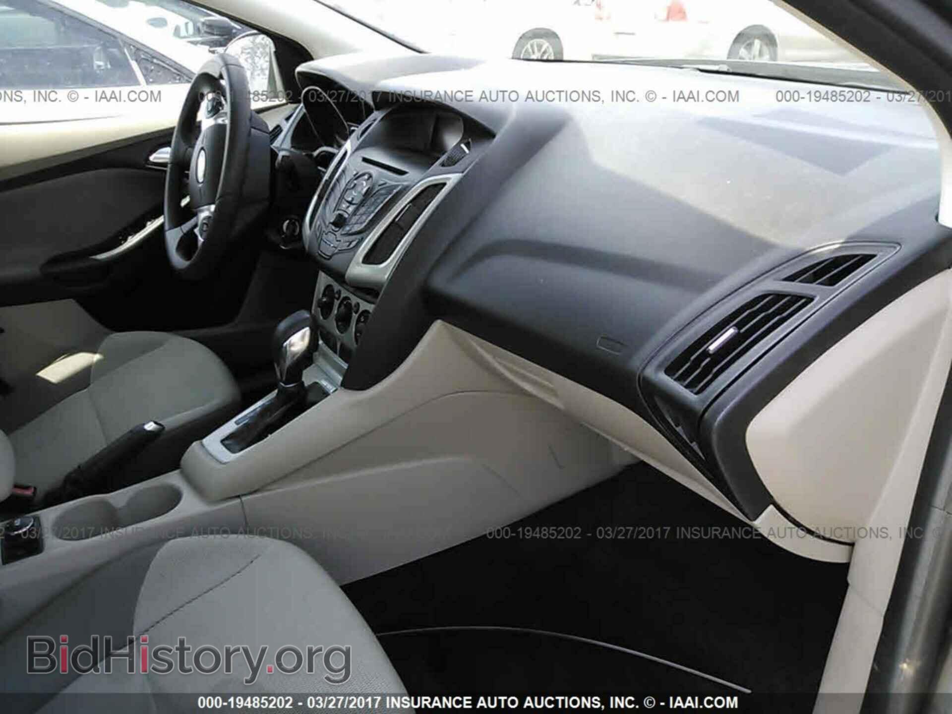 2012 Ford Focus - VIN: 1FAHP3F21CL413367 - Photo 5