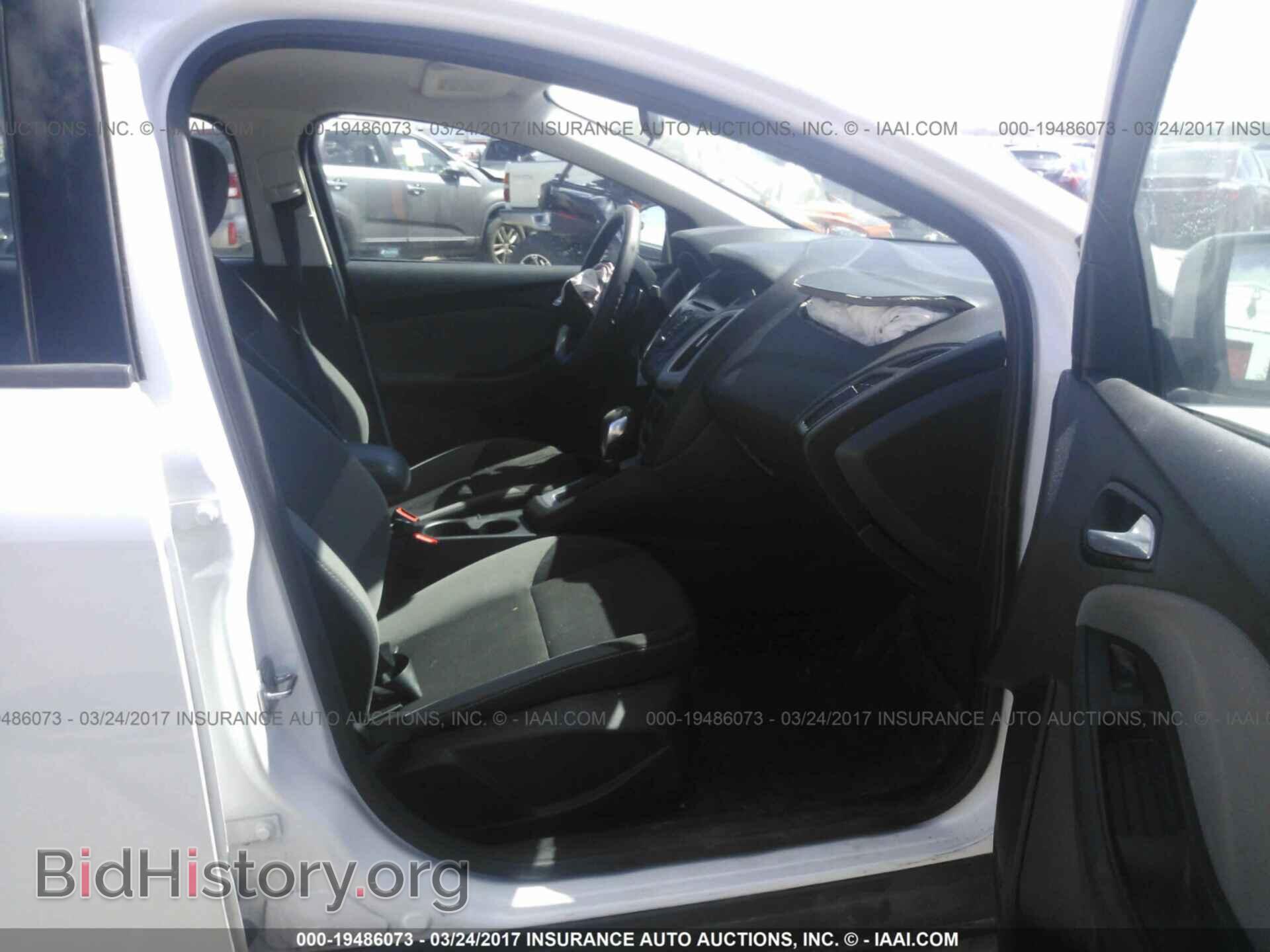 2013 Ford Focus - VIN: 1FADP3F2XDL123905 - Photo 5