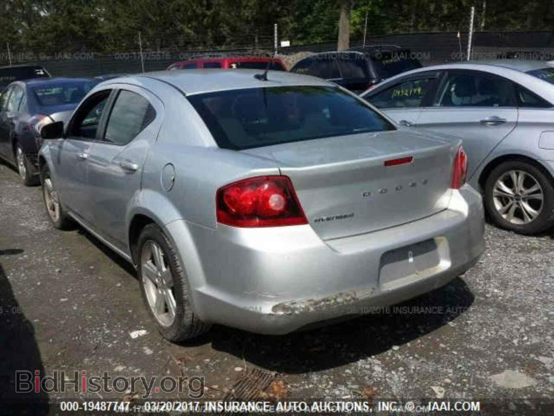2011 Dodge Avenger - VIN: 1B3BD1FB6BN561113 - Фото 3