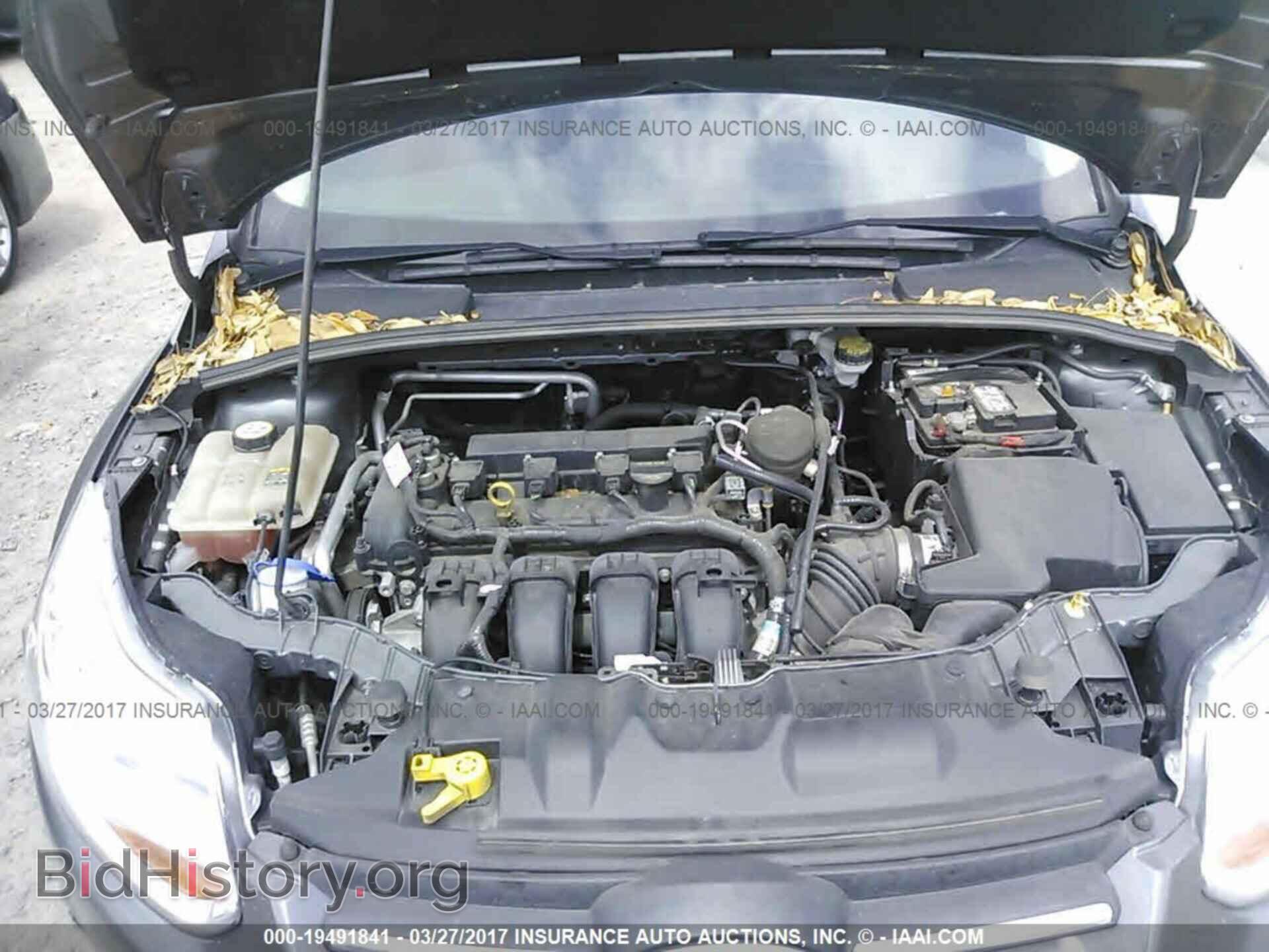 2012 Ford Focus - VIN: 1FAHP3E27CL330608 - Photo 10