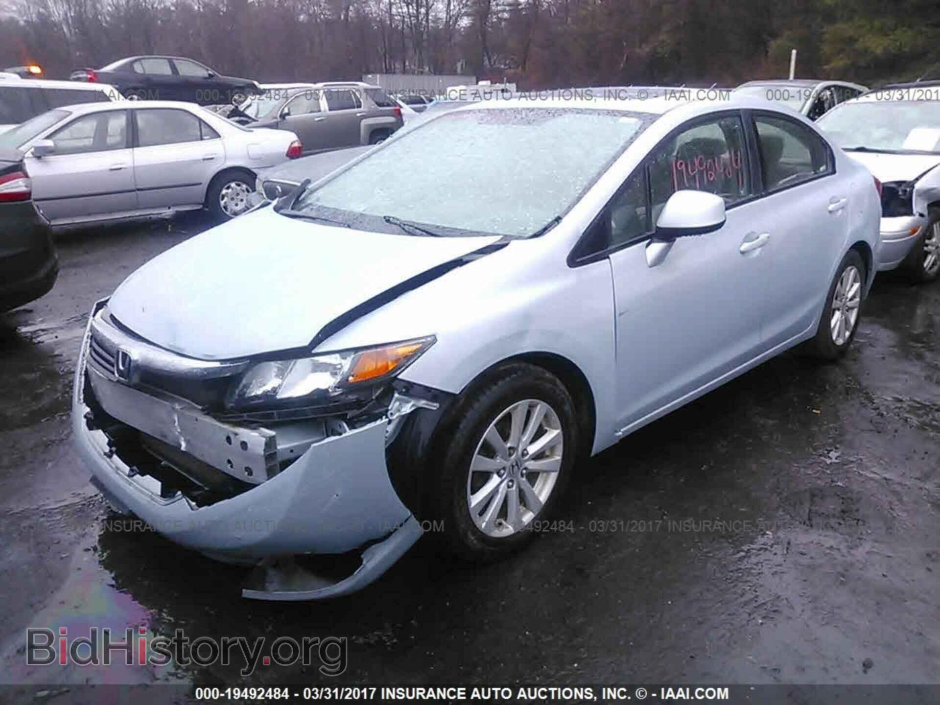 2012 Honda Civic - VIN: 2HGFB2F80CH512209 - Фото 2